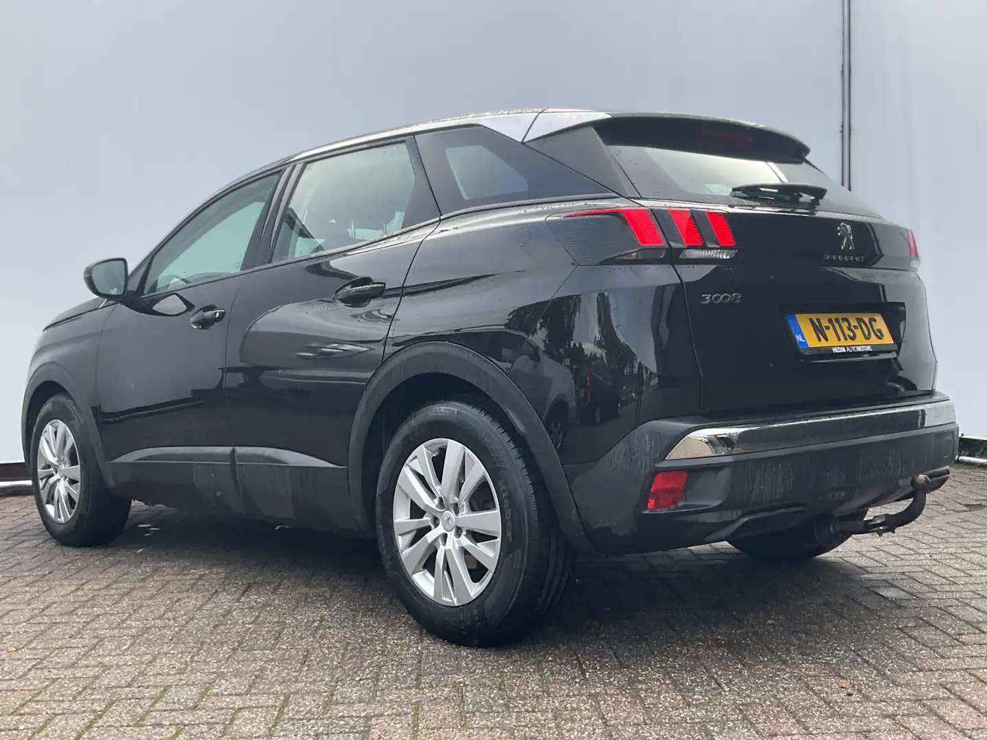 Peugeot 3008 1.2 PureTech Allure Trekhaak Cruise PDC Carplay Di Negro - 2