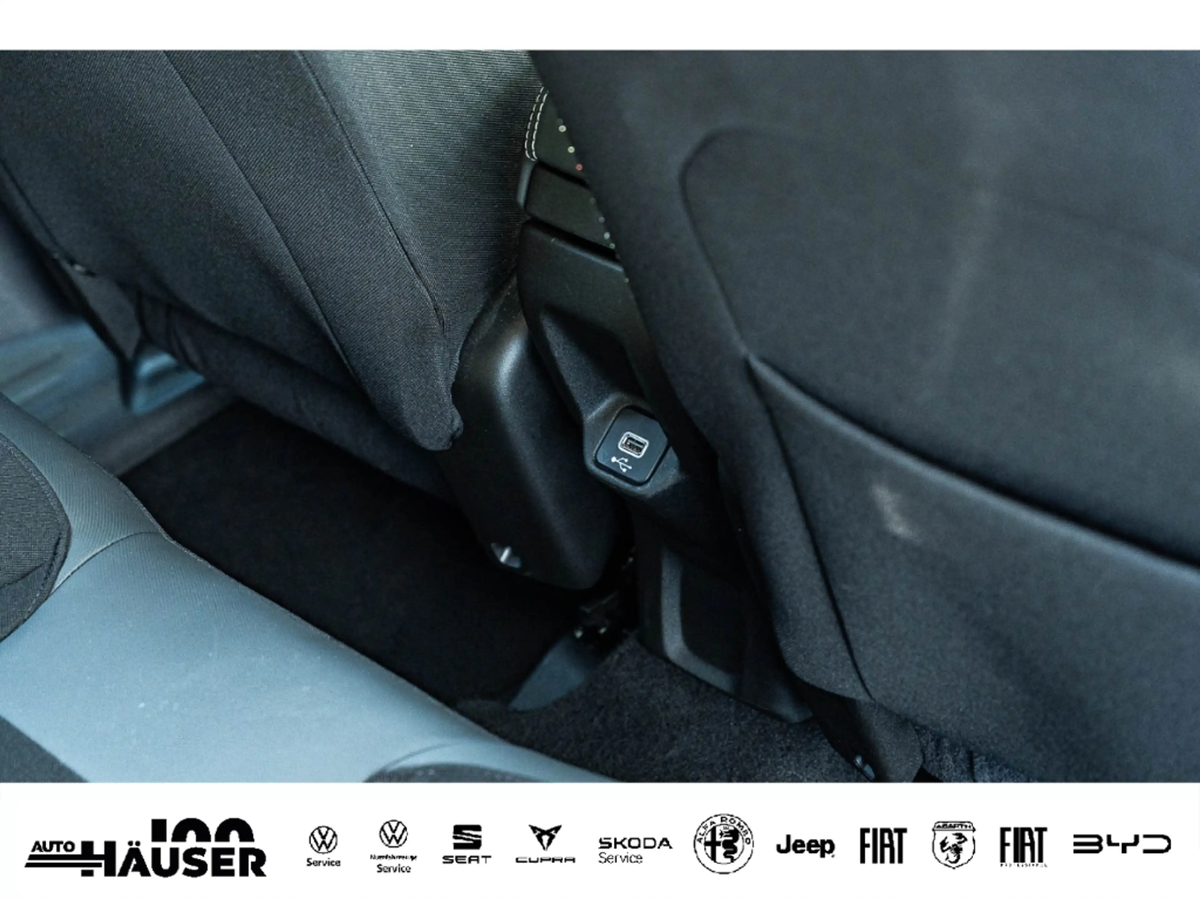 Jeep Renegade PHEV 4xe MY23 HIGH Upland NAVI KAMERA PARK LED SIT — photo 14