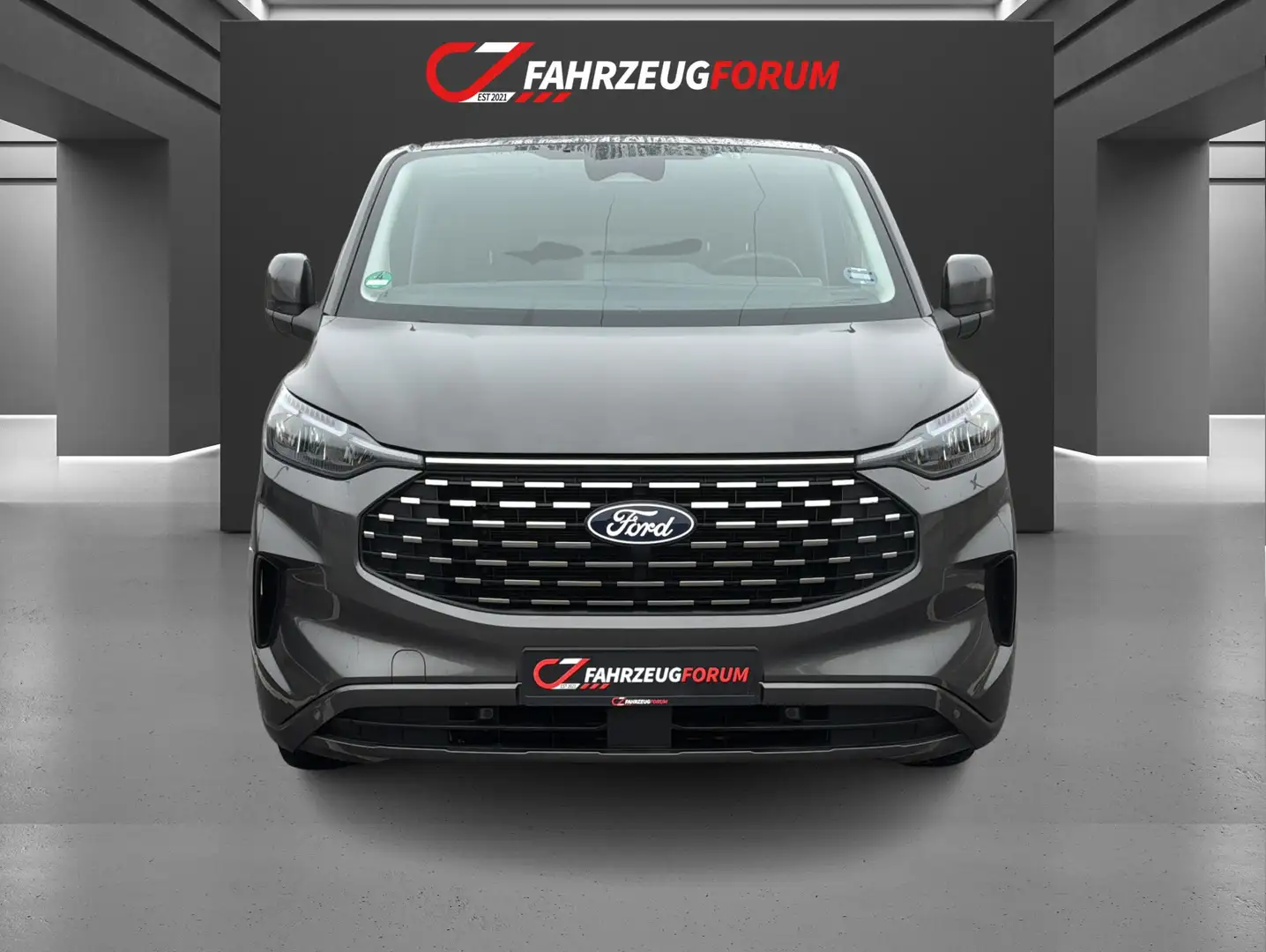 Ford Tourneo Custom 320 L1 Titanium X AWD Gris - 1