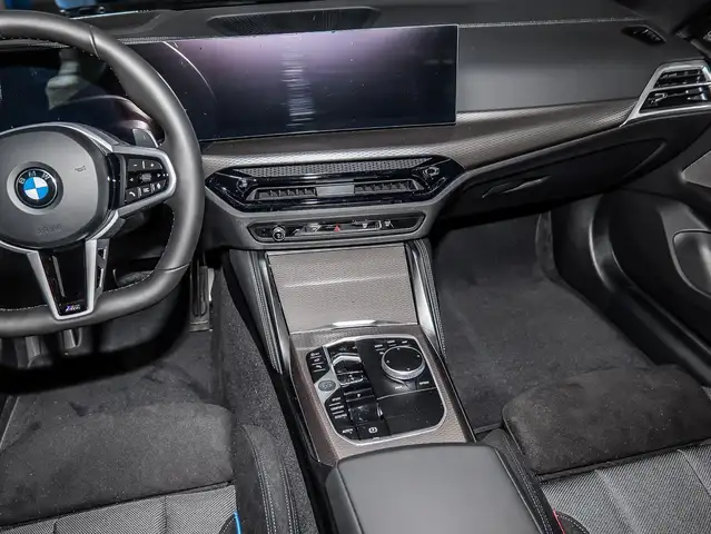 BMW 4 Series view 10