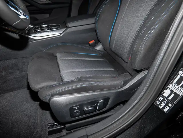 BMW 4 Series view 14