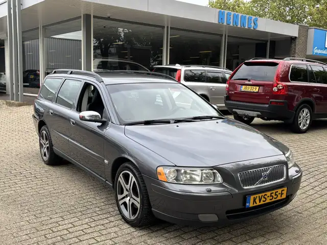 Volvo V70 2.4 170pk Edition Chrono NW LPG + BTW voordeel €11