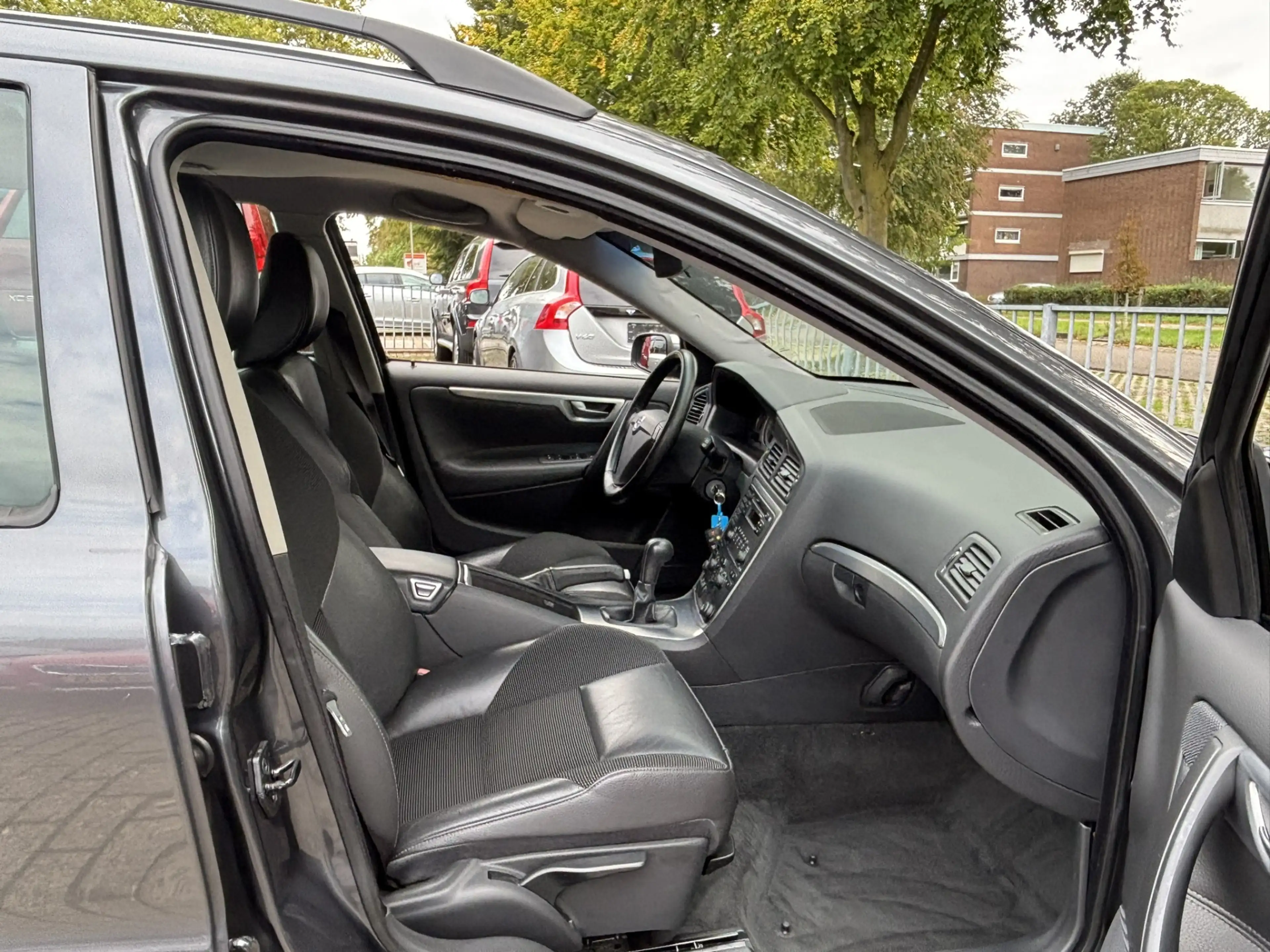 Volvo V70 2.4 170pk Edition Chrono NW LPG + BTW voordeel €11 — photo 12