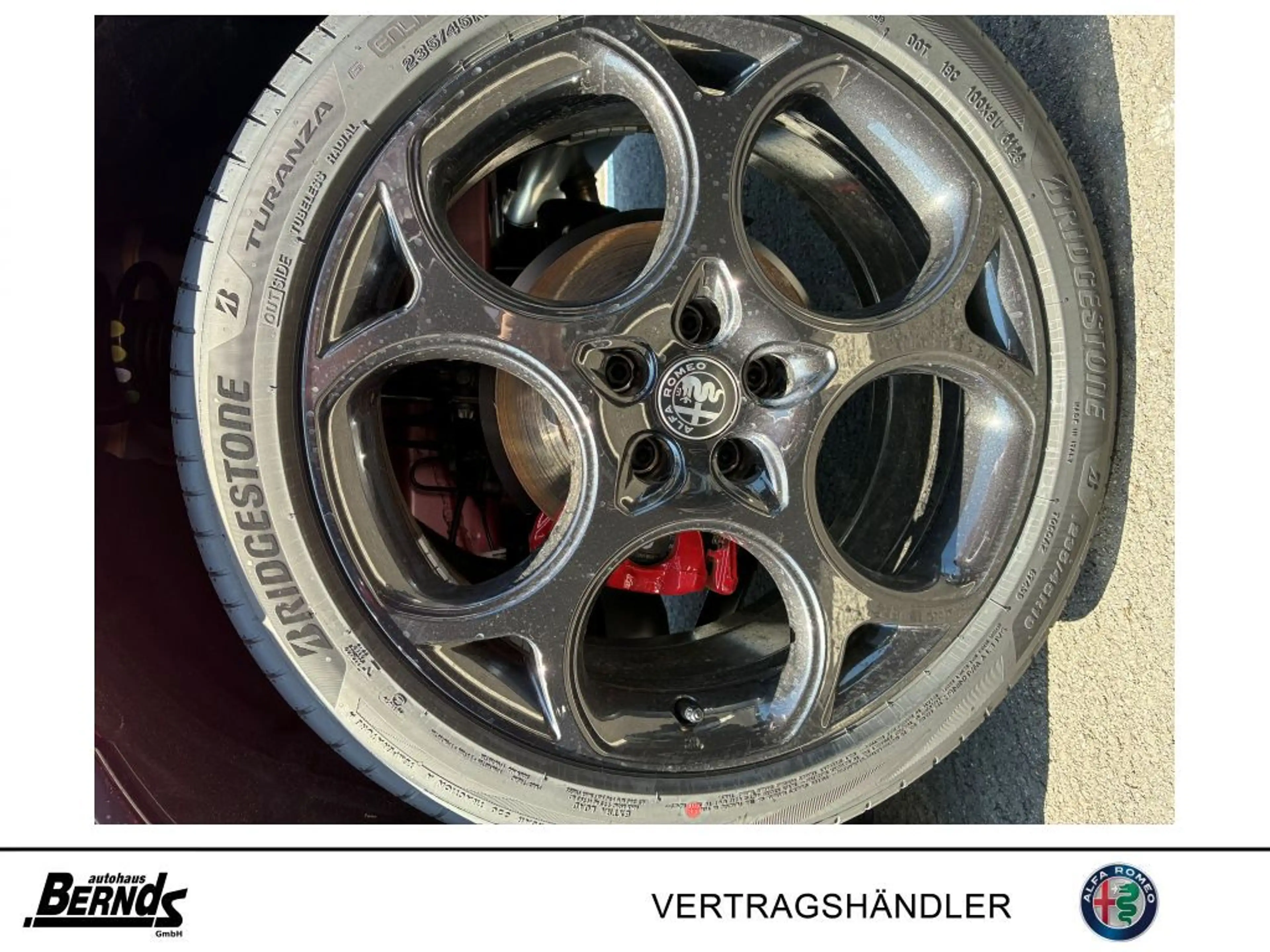 Alfa Romeo Tonale 1.5 Hybrid Veloce TECHNOLOGIE-P. GLASDACH METALLIC — photo 14