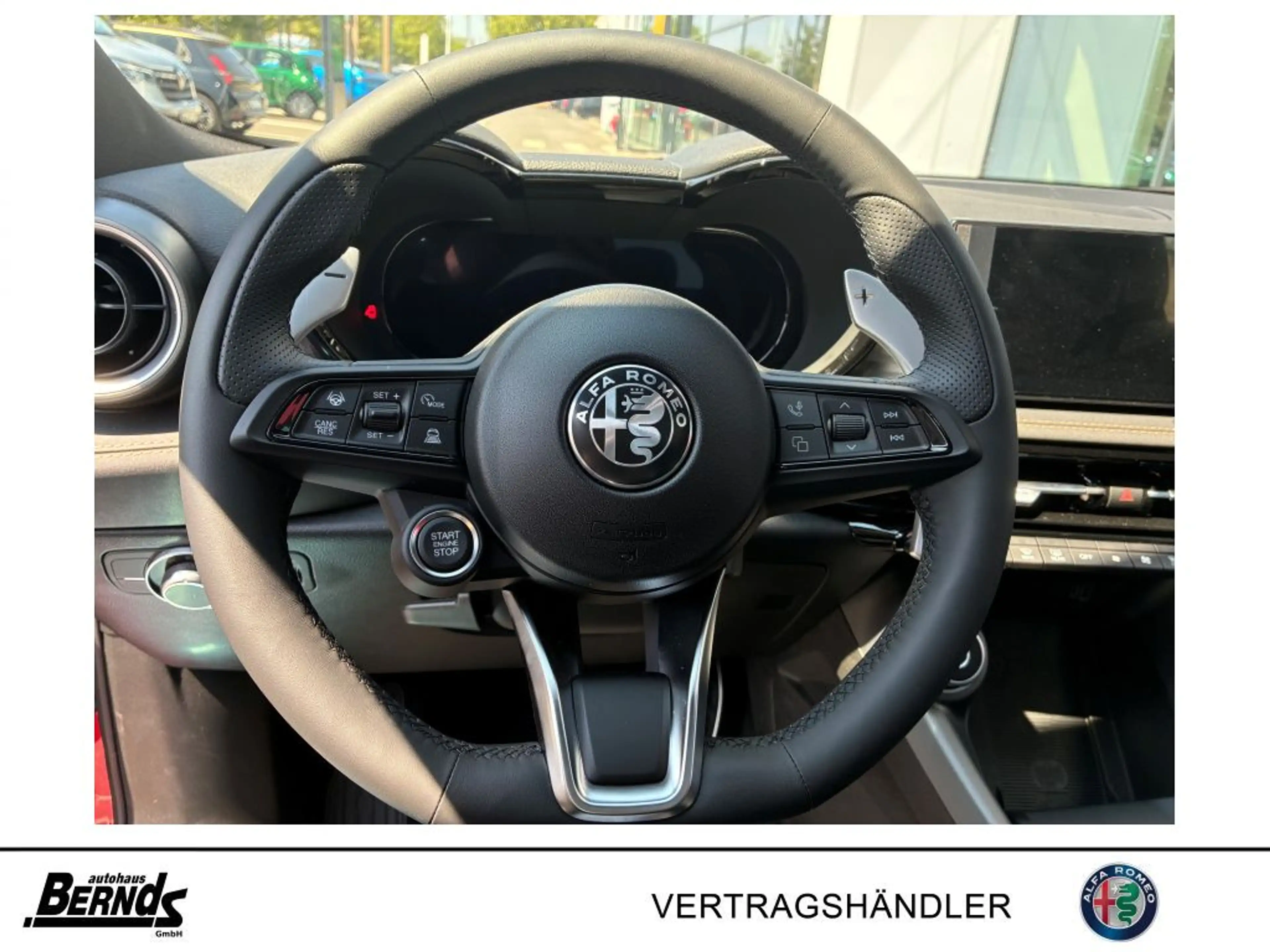 Alfa Romeo Tonale 1.5 Hybrid Veloce TECHNOLOGIE-P. GLASDACH METALLIC — photo 5