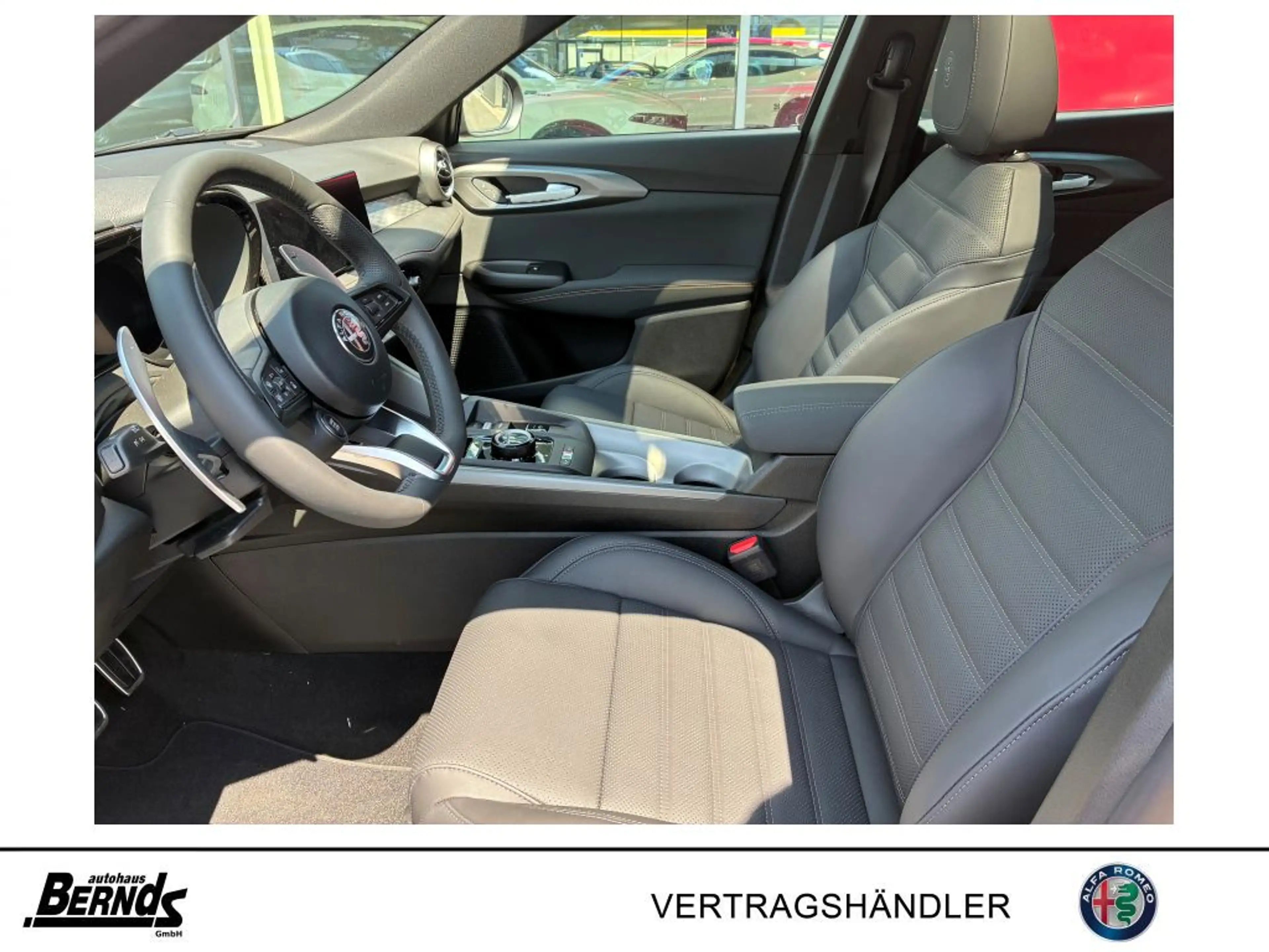Alfa Romeo Tonale 1.5 Hybrid Veloce TECHNOLOGIE-P. GLASDACH METALLIC — photo 3