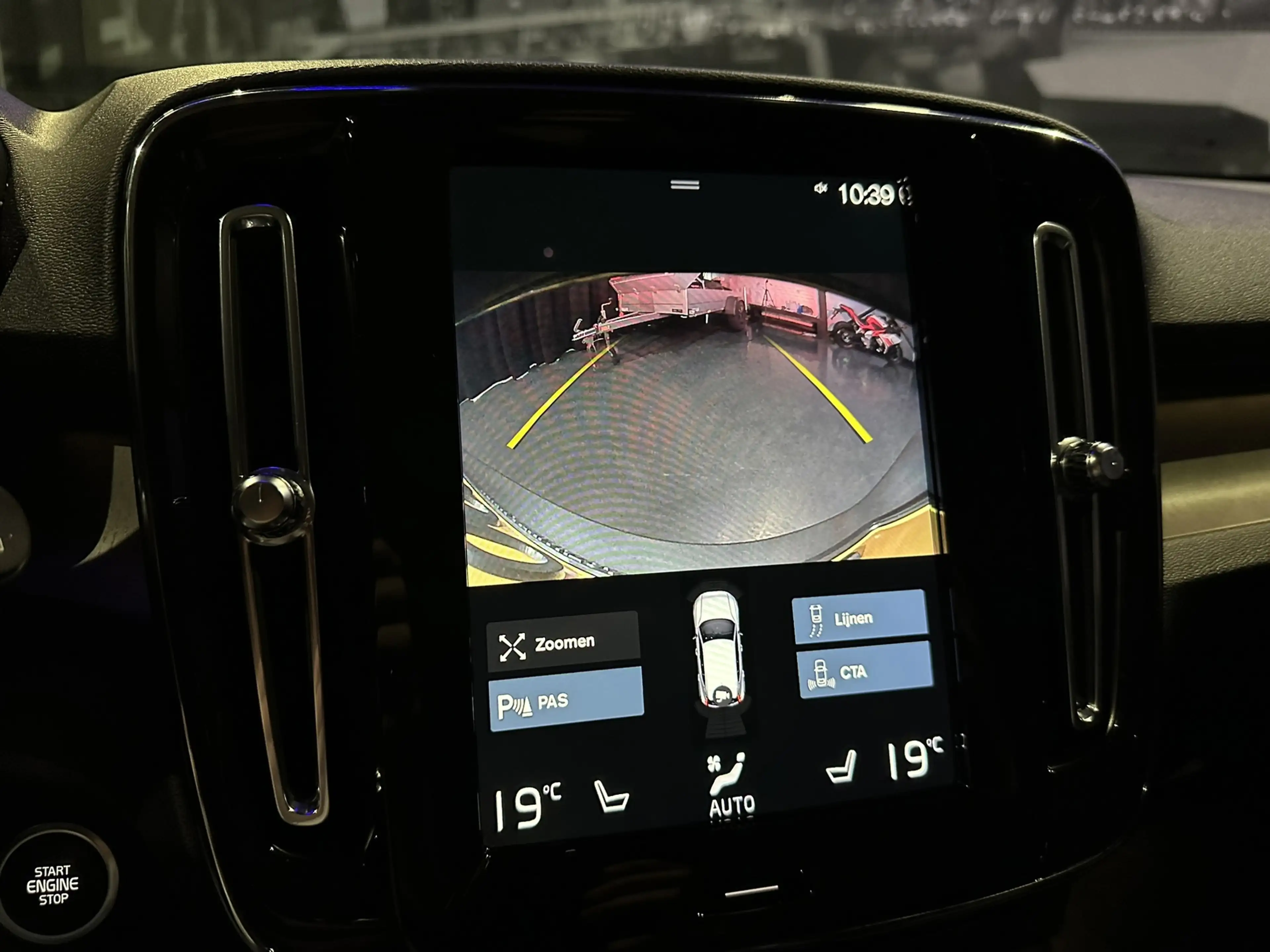 Volvo XC40 1.5 T4 Recharge Inscription Expression *HarmanKard — photo 17