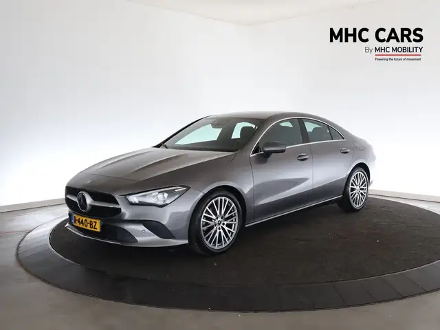 Mercedes-Benz CLA 180 Luxury Line | Navi | Clima | Leder | 12 maanden BO