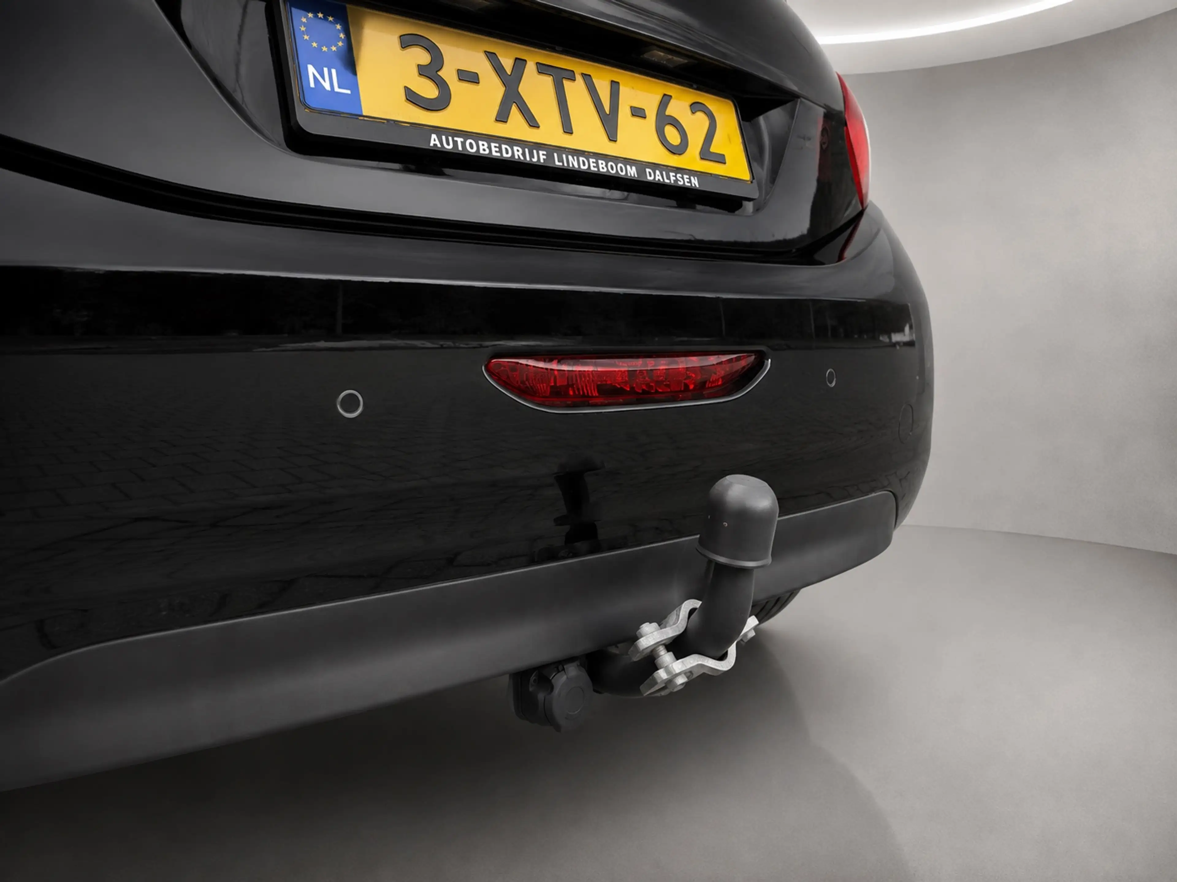 Peugeot 208 1.2 e-VTi Roland Garros Trekhaak, Panoramadak, Sto — photo 6