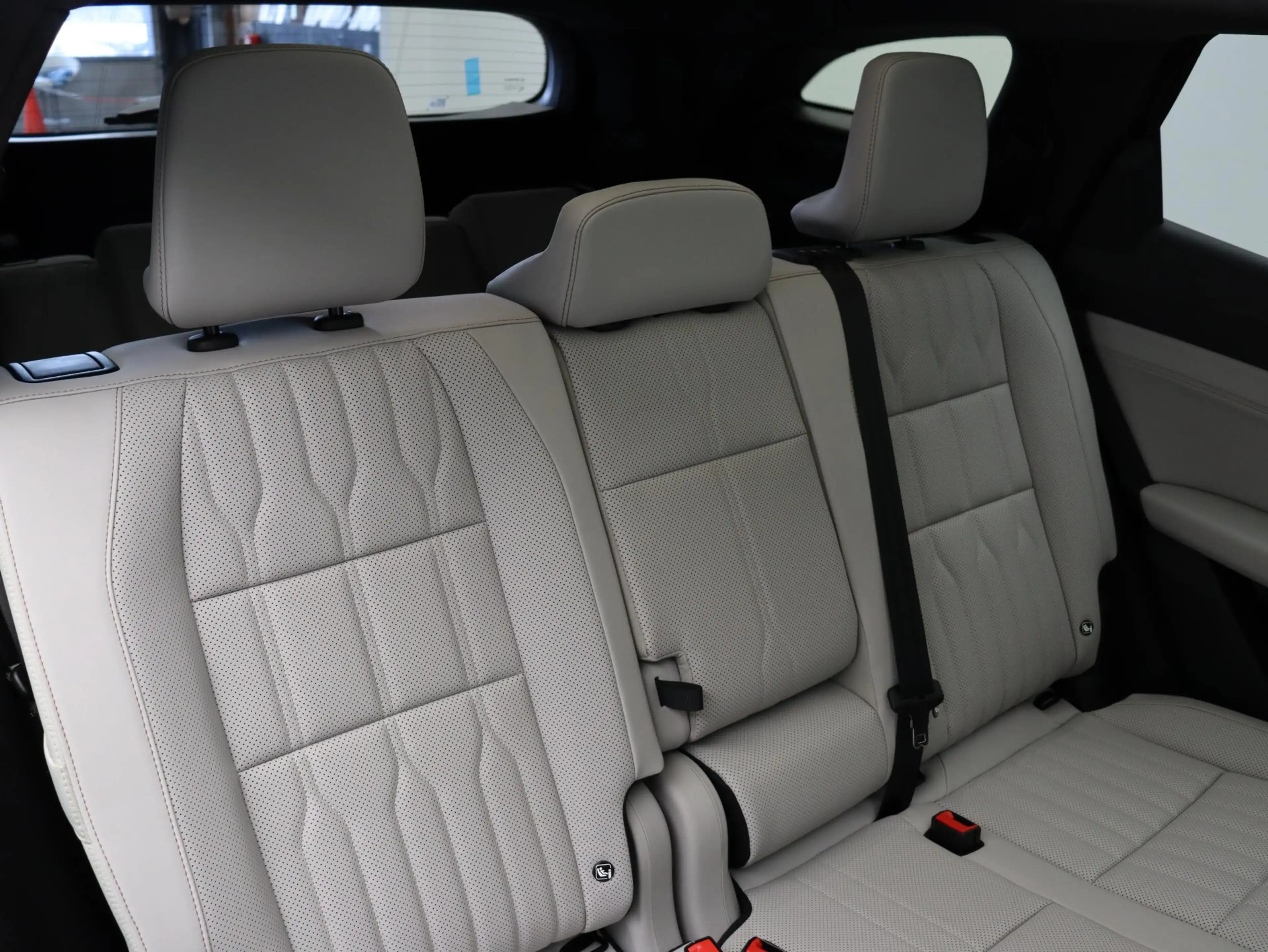Renault Espace E-Tech full hybrid 200pk iconic 7p. | Vijf jaar ga — photo 8