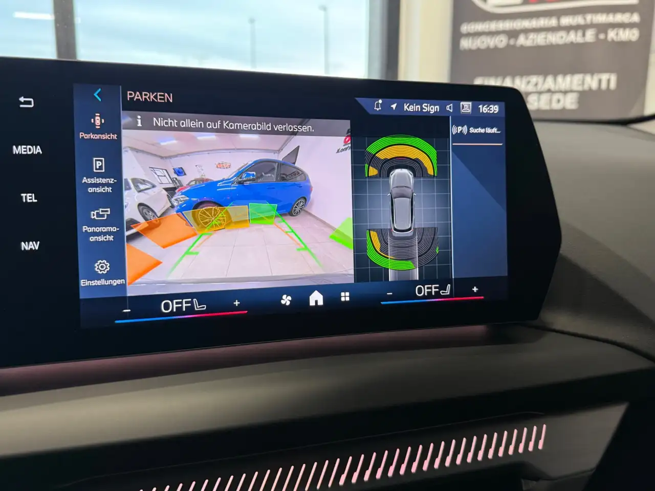 BMW 120 120i 5p. Advantage 12