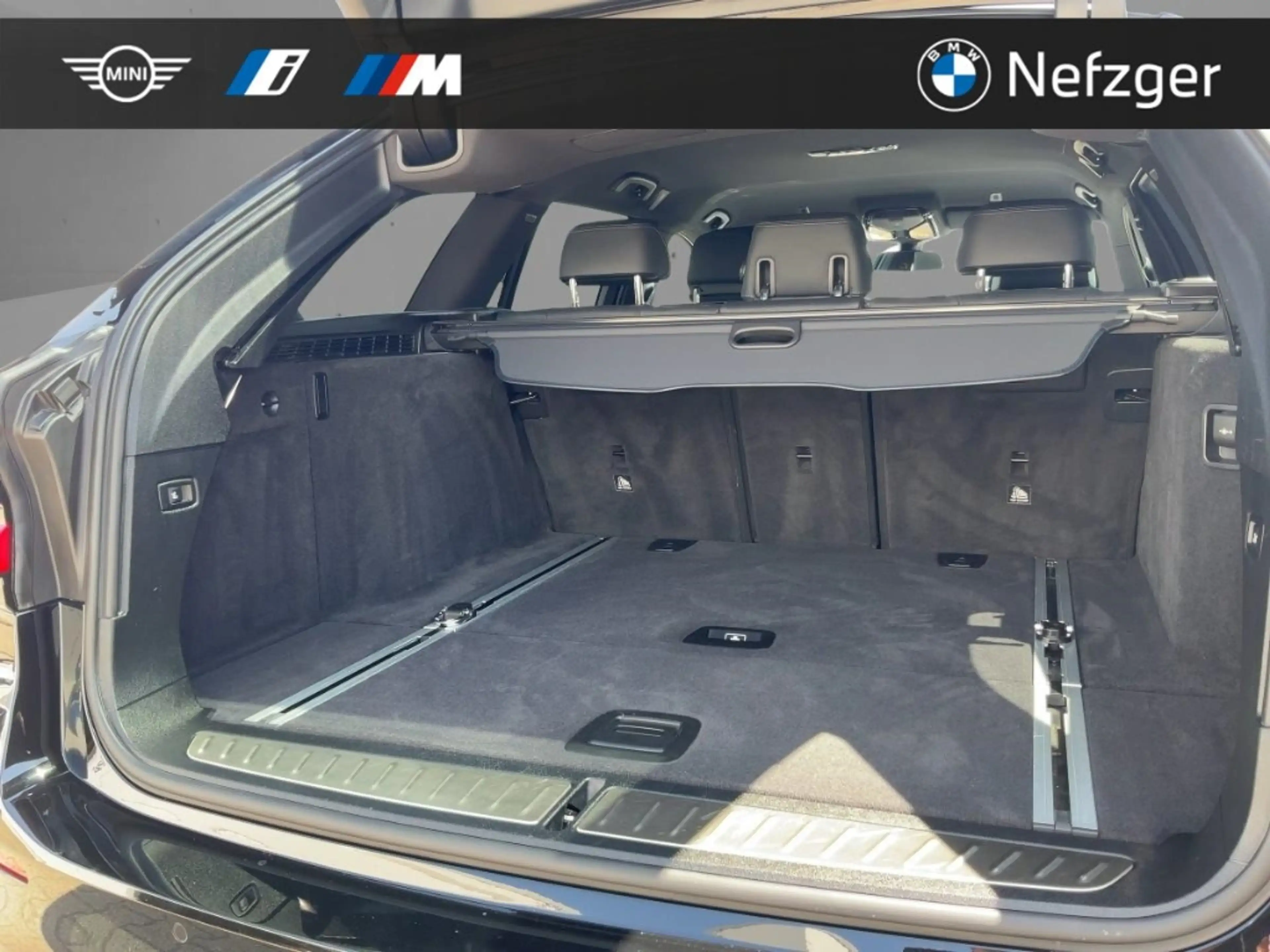 BMW 520 i Touring Navi Leder StandHZG Komfortsitz RFK — photo 7