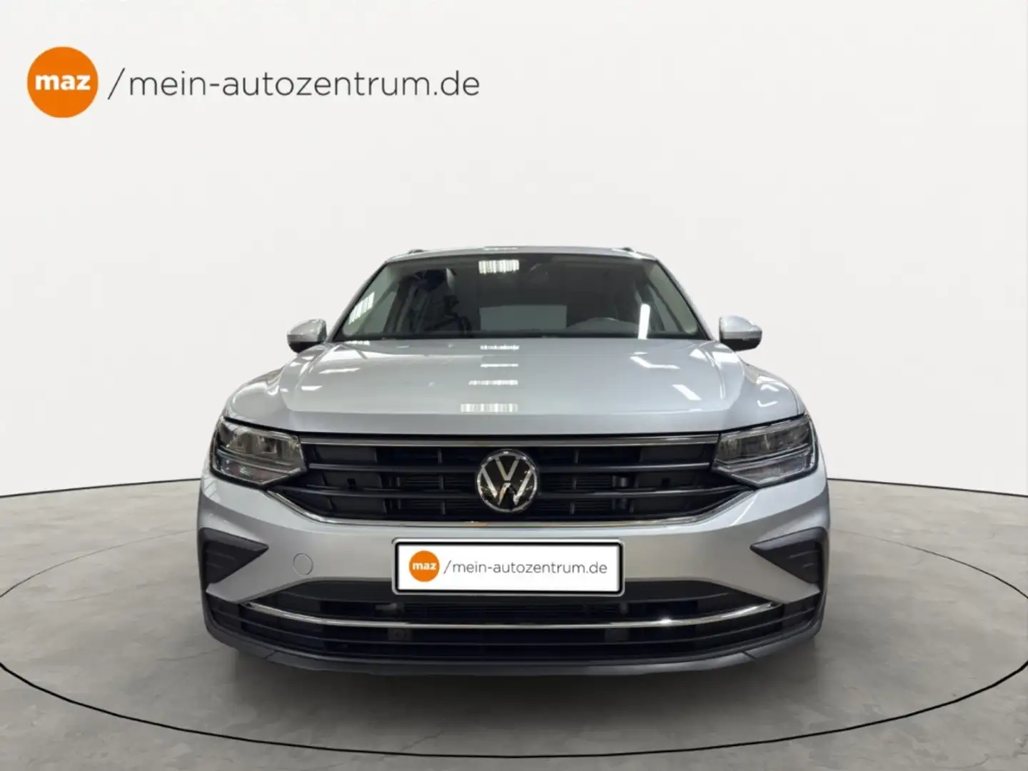 Volkswagen Tiguan 1.5 TSI Life Alu LED Navi ACC Sitzh. App-Con. Silber - 2