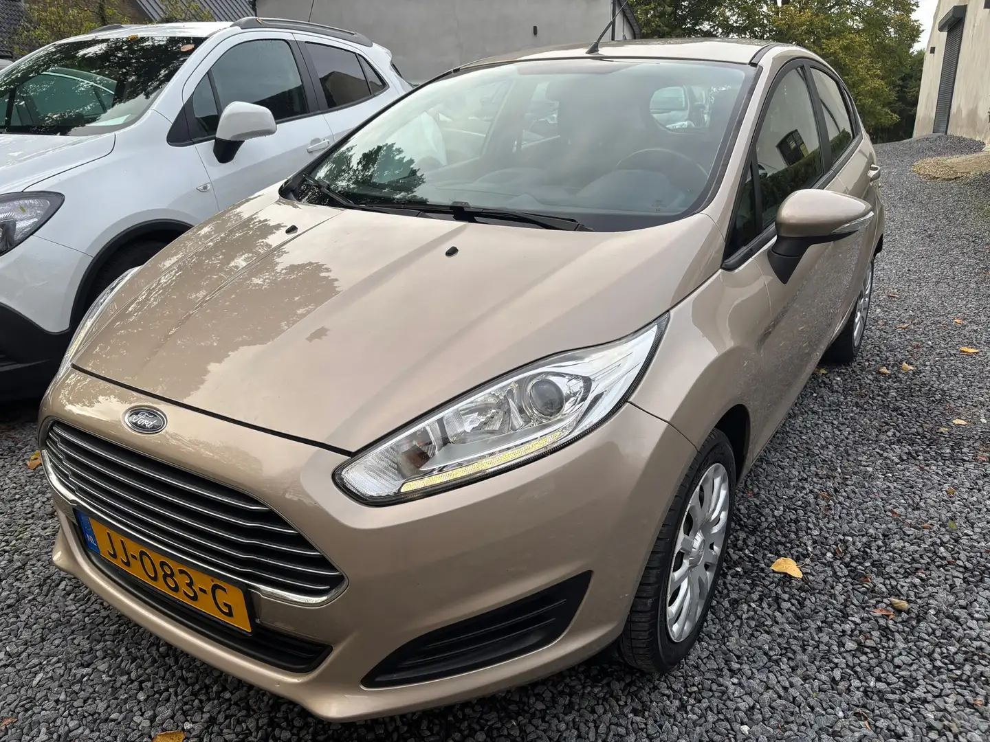 Ford Fiesta 1.0 Style 5 DEURS AIRCO NAVI Bruin - 1