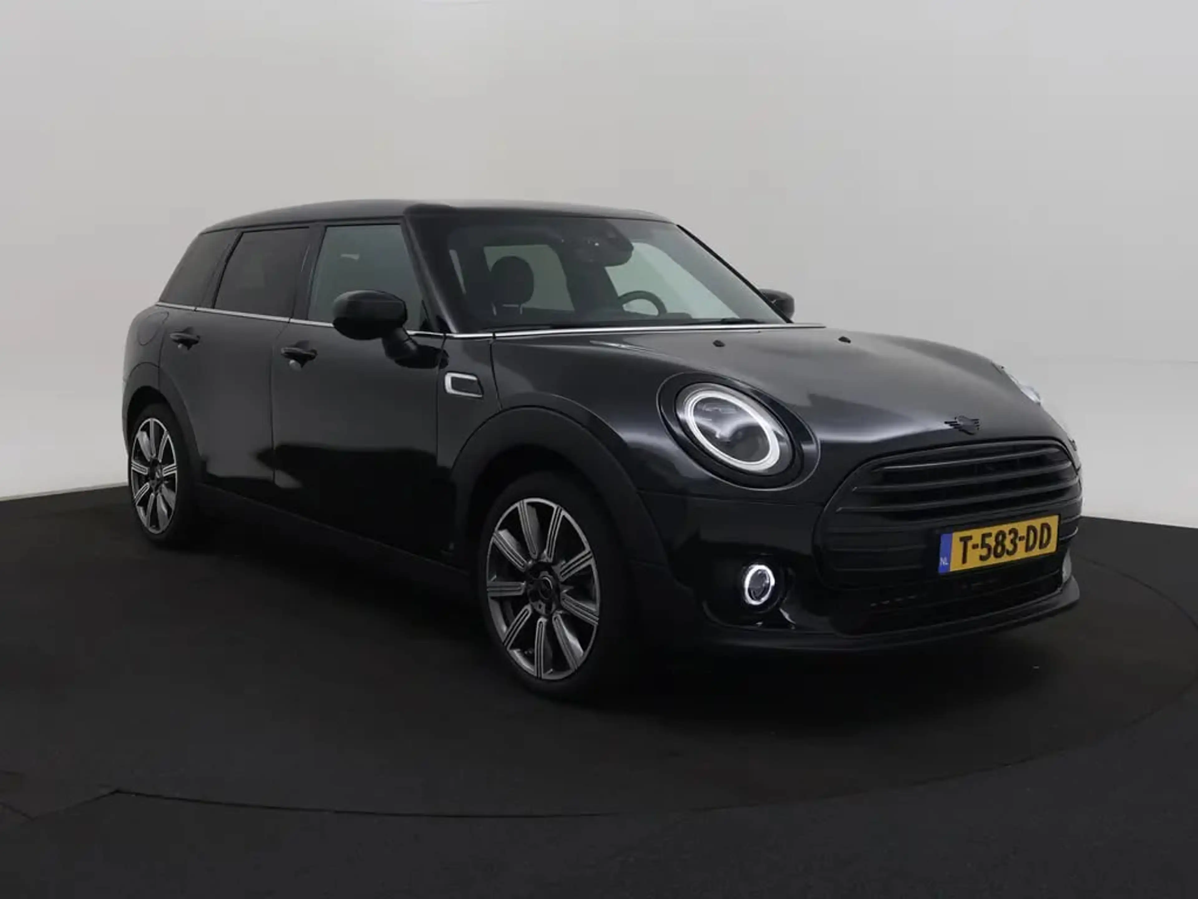 MINI Cooper Clubman 1.5 Yours | Cruise control | Keyless entry | Led k — photo 6