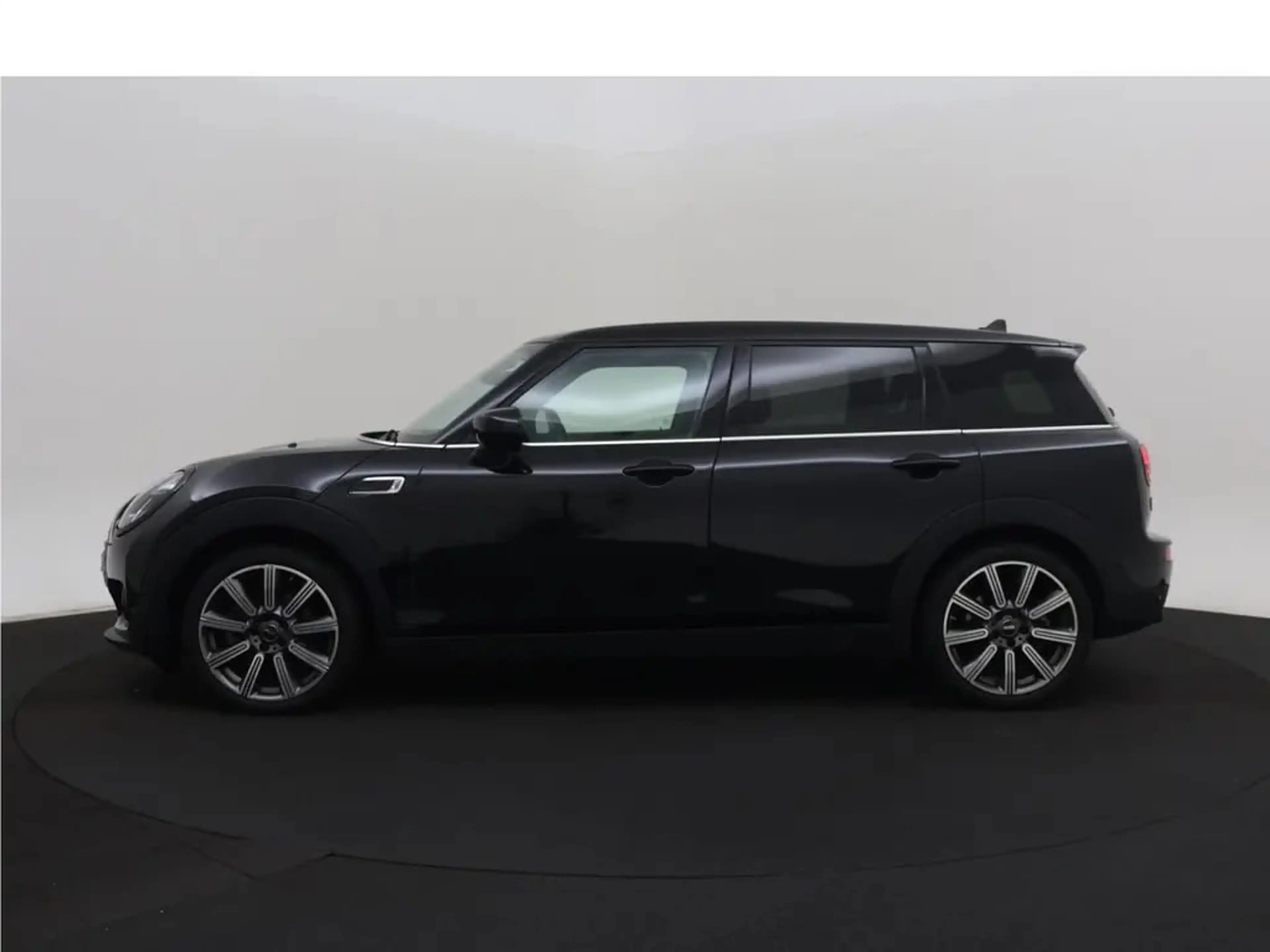 MINI Cooper Clubman 1.5 Yours | Cruise control | Keyless entry | Led k — photo 4