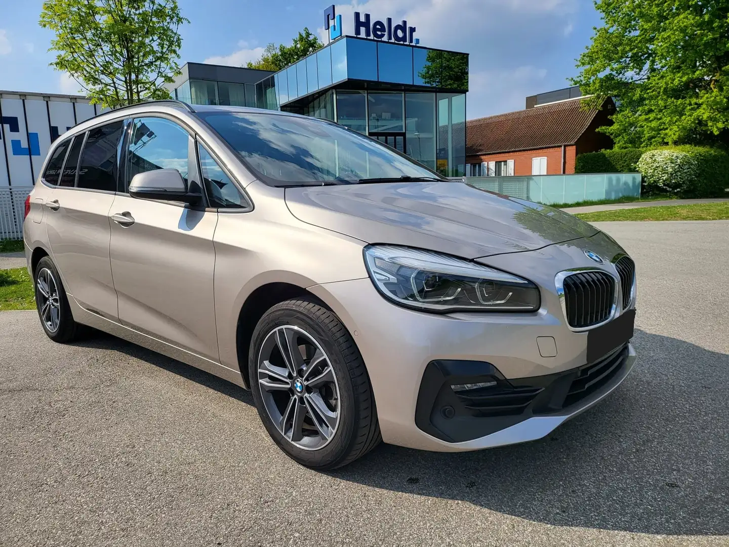 BMW 216 216i Gran Tourer Luxury 7zit*LED*Pano*Navi*HUD*Cam Zilver - 2