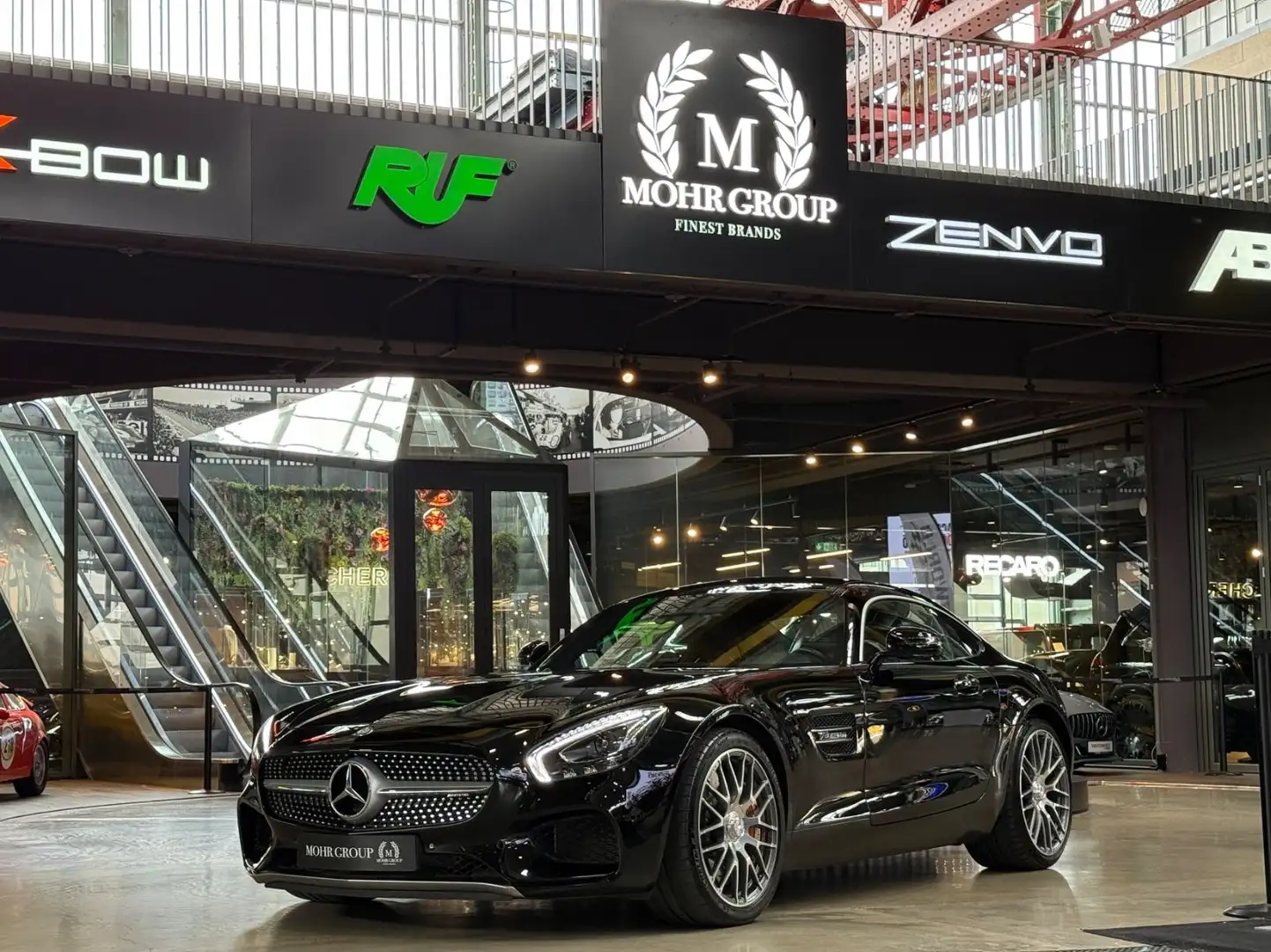 Mercedes-Benz AMG GT / KERAMIK / PERF. SITZE / KEYLESS GO Schwarz - 1