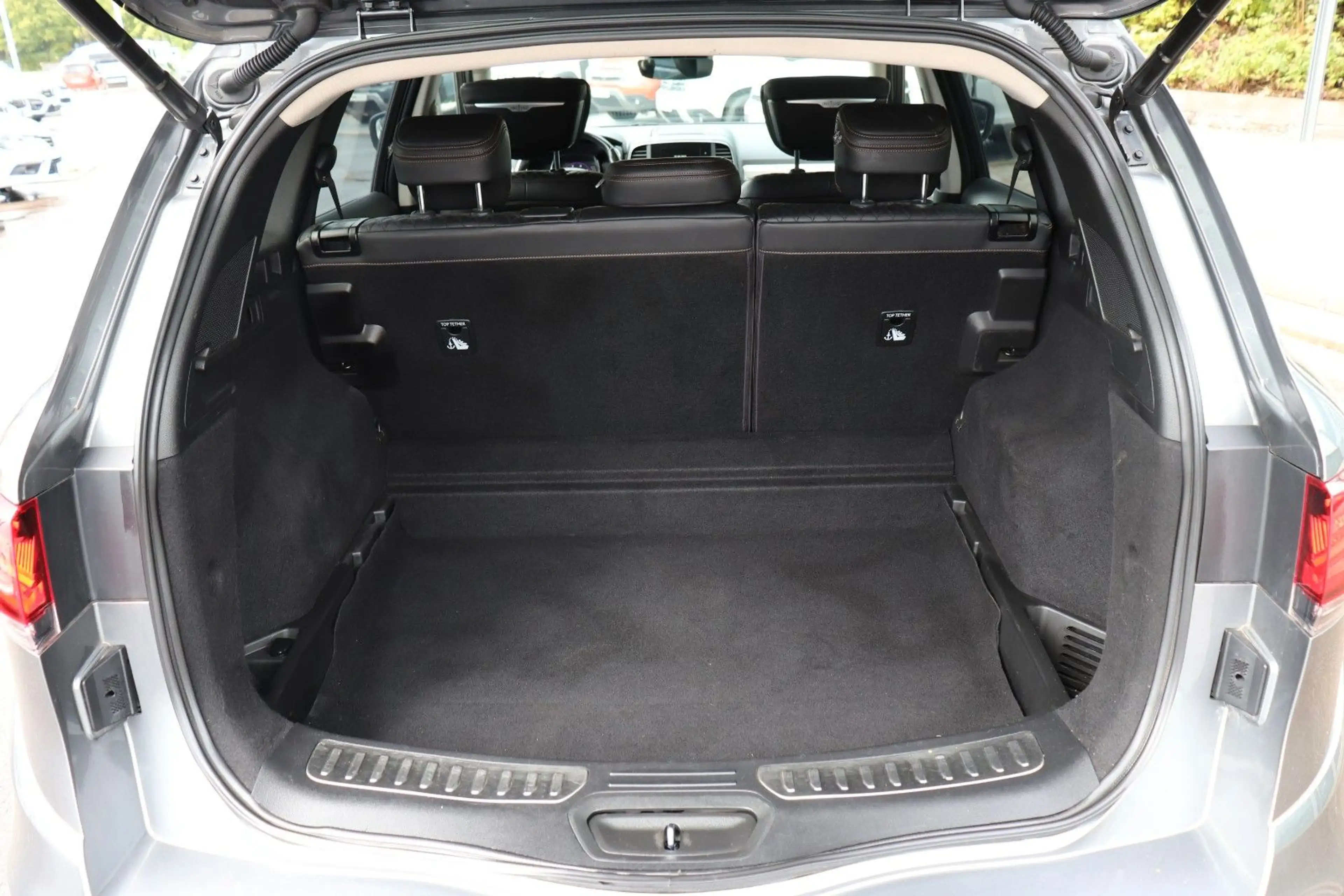 Renault Koleos Initiale Paris, Winter-Plus-Paket, AHK — photo 12