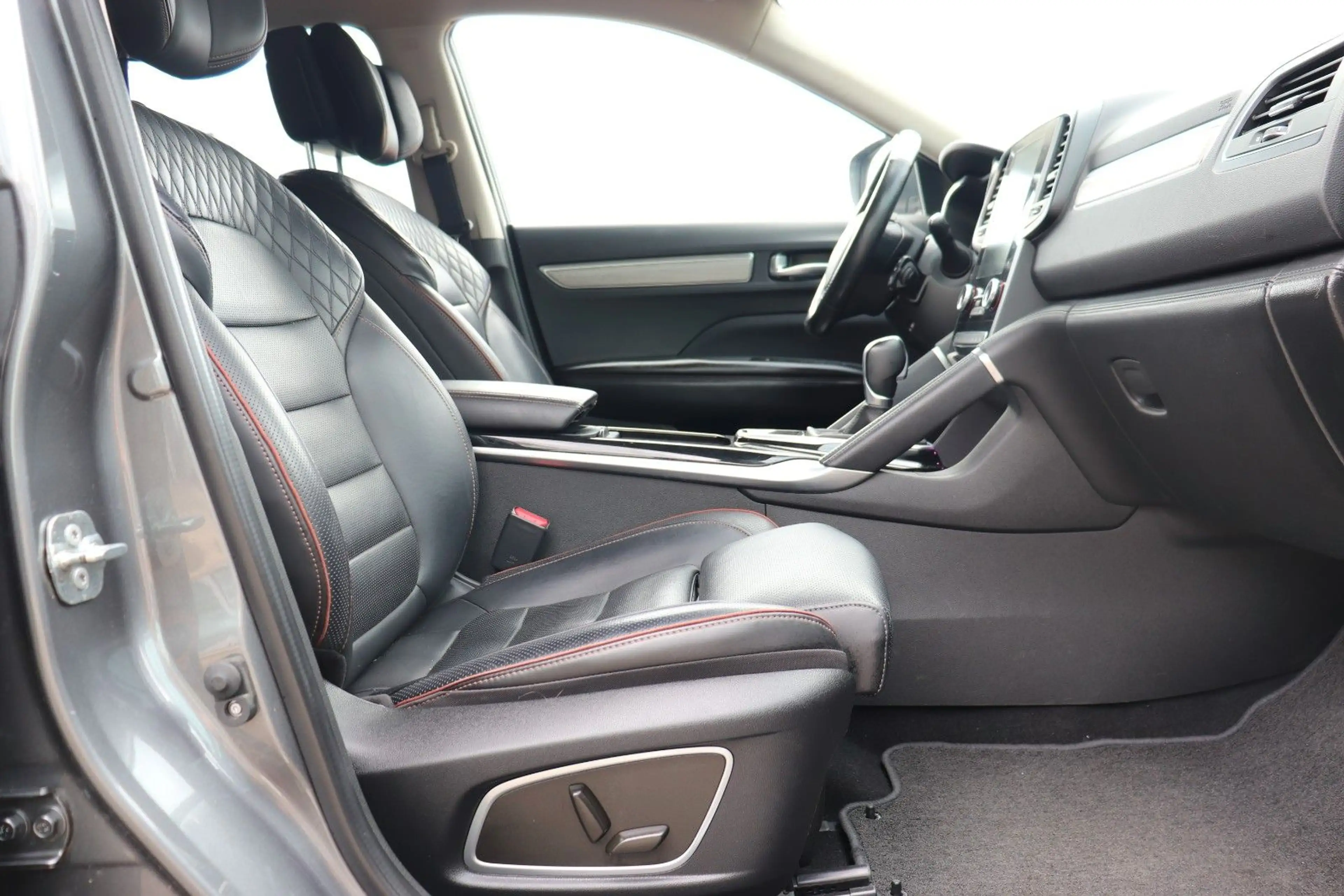 Renault Koleos Initiale Paris, Winter-Plus-Paket, AHK — photo 14