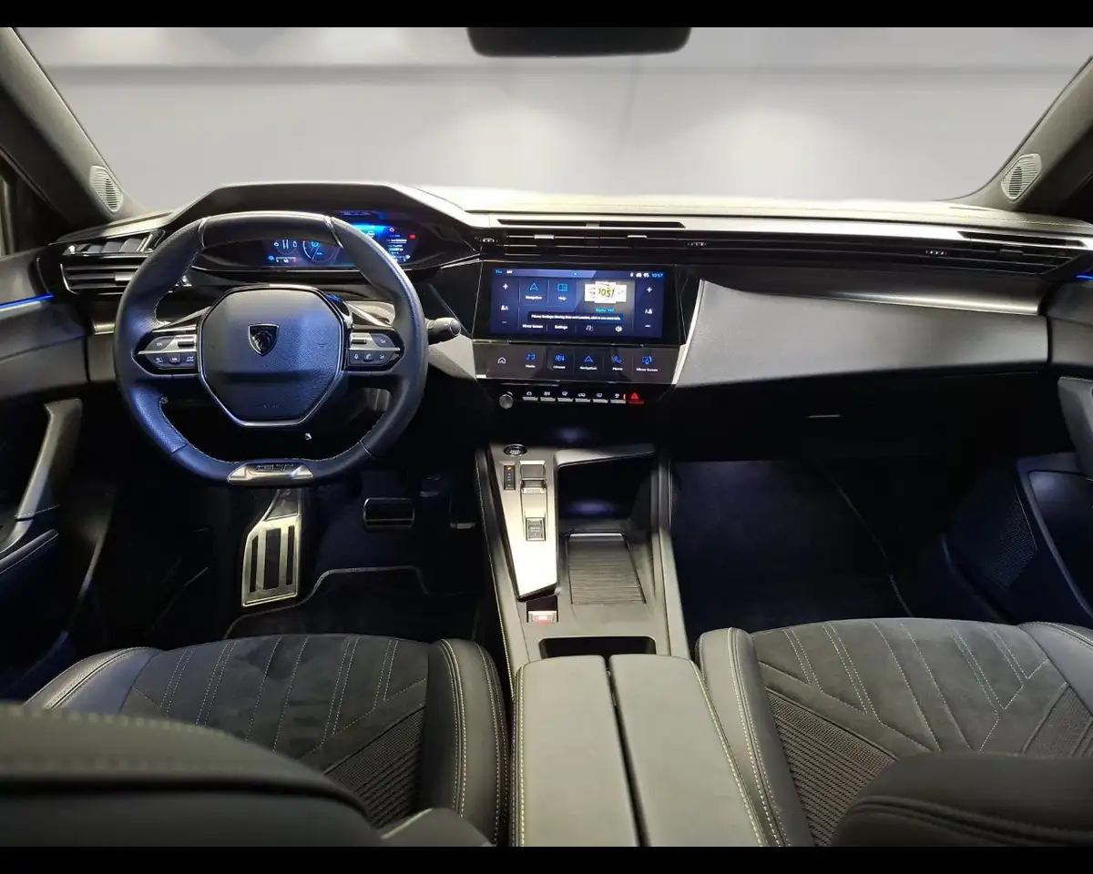 Peugeot 408 1.6 hybrid phev GT 225cv e-eat8 9