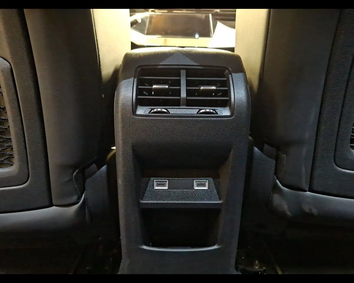 Peugeot 408 1.6 hybrid phev GT 225cv e-eat8 20