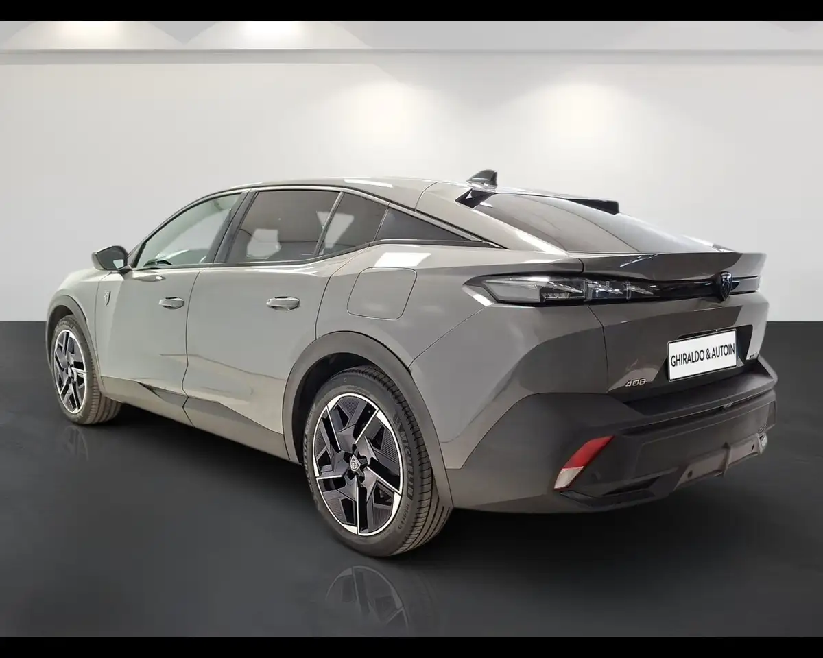 Peugeot 408 1.6 hybrid phev GT 225cv e-eat8 6
