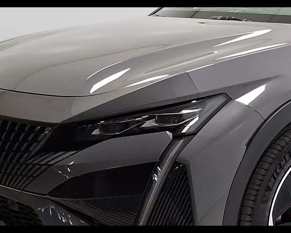 Peugeot 408 1.6 hybrid phev GT 225cv e-eat8 14