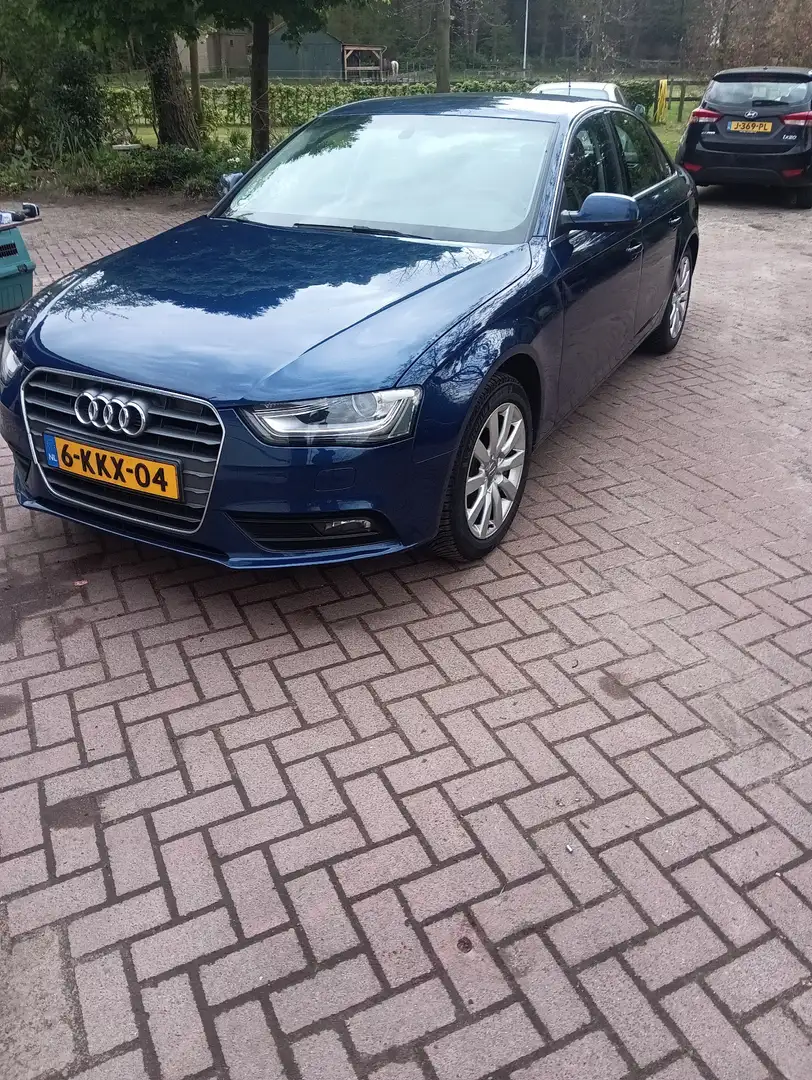 Audi A4 1.8 TFSI Business Ed Niebieski - 1