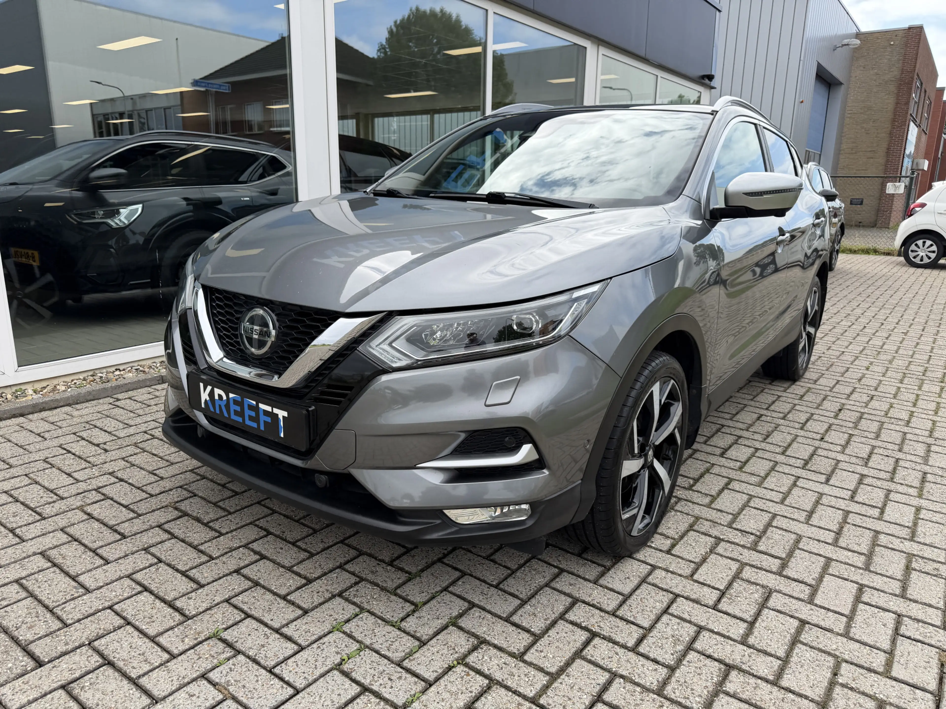 Nissan Qashqai 1.3 DIG-T Tekna + Trekhaak | Panorama — photo 3