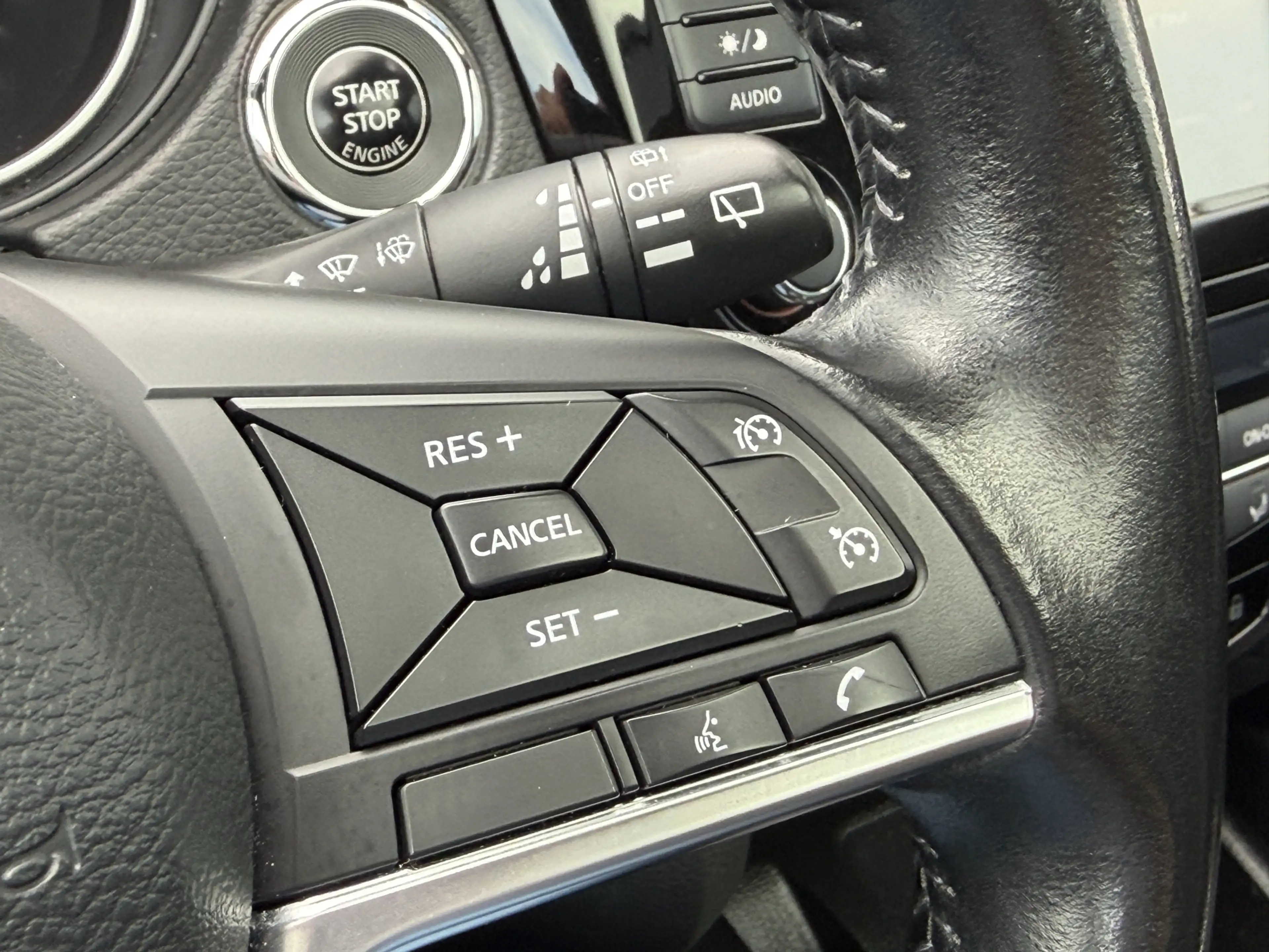 Nissan Qashqai 1.3 DIG-T Tekna + Trekhaak | Panorama — photo 24