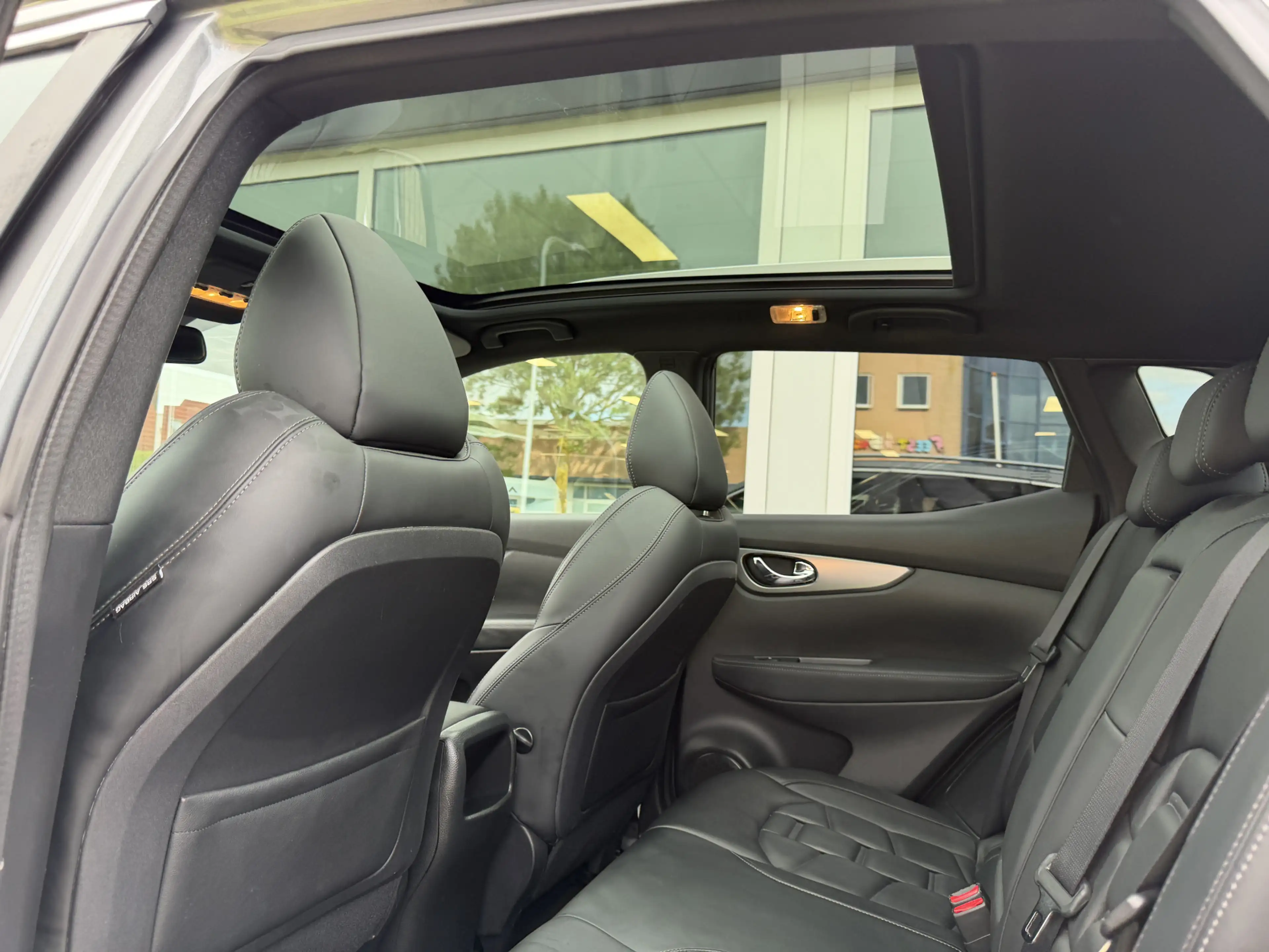 Nissan Qashqai 1.3 DIG-T Tekna + Trekhaak | Panorama — photo 14