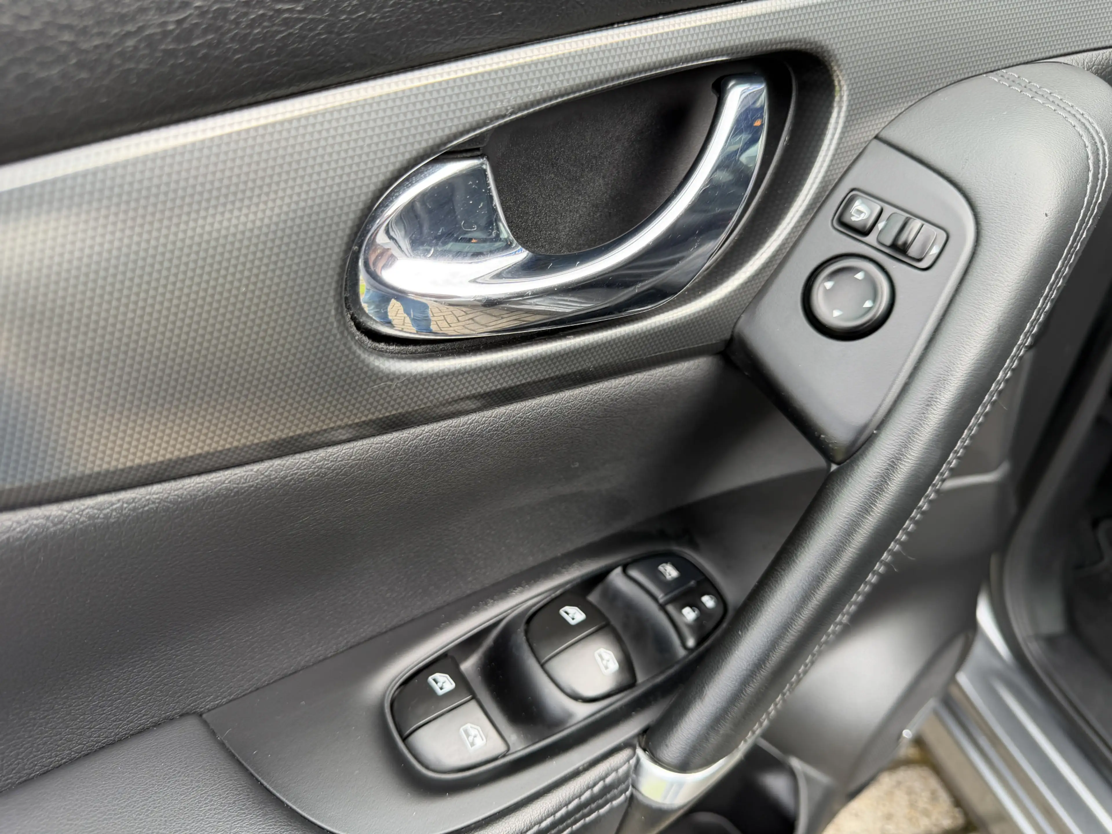 Nissan Qashqai 1.3 DIG-T Tekna + Trekhaak | Panorama — photo 18