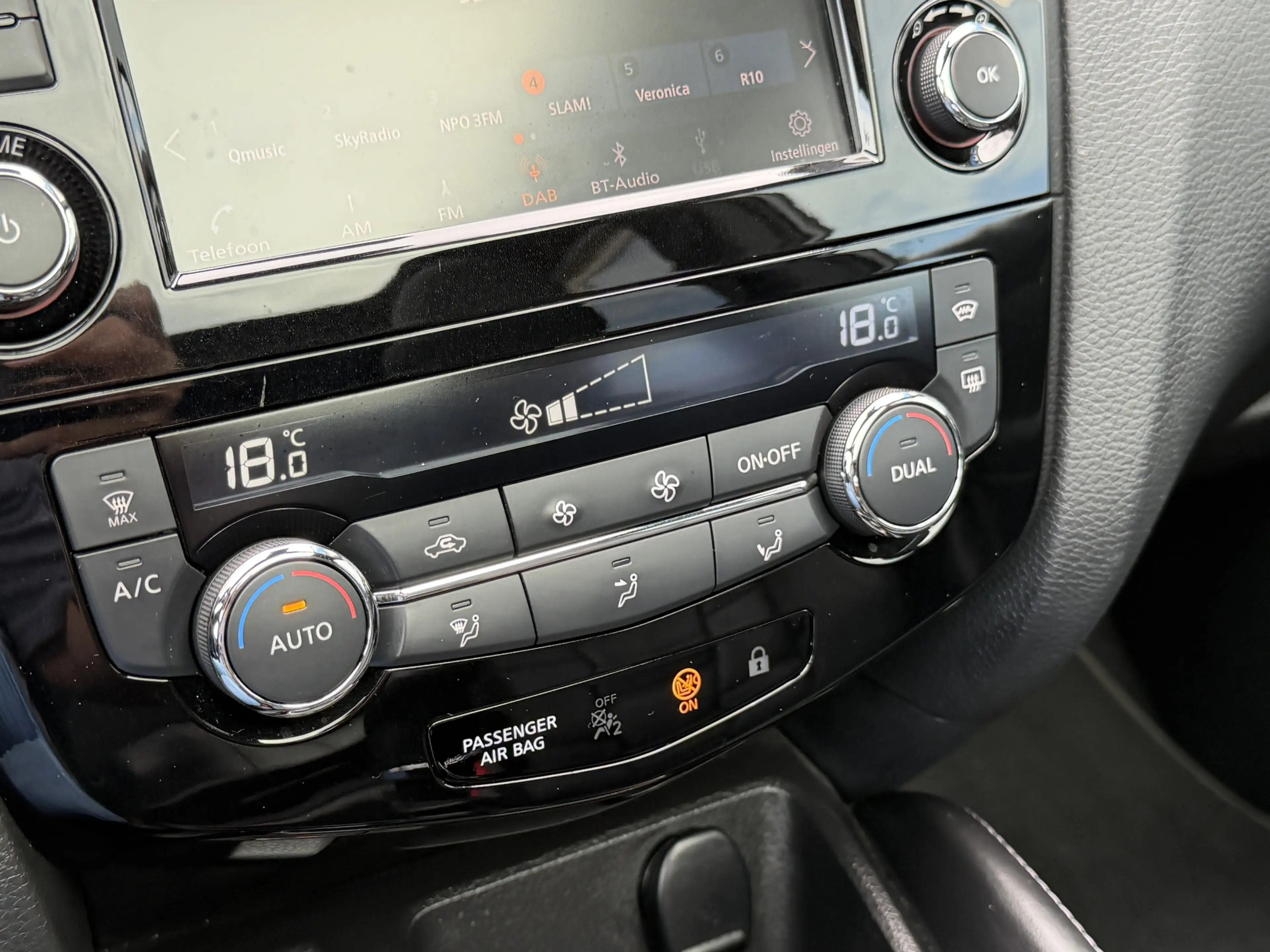 Nissan Qashqai 1.3 DIG-T Tekna + Trekhaak | Panorama — photo 22