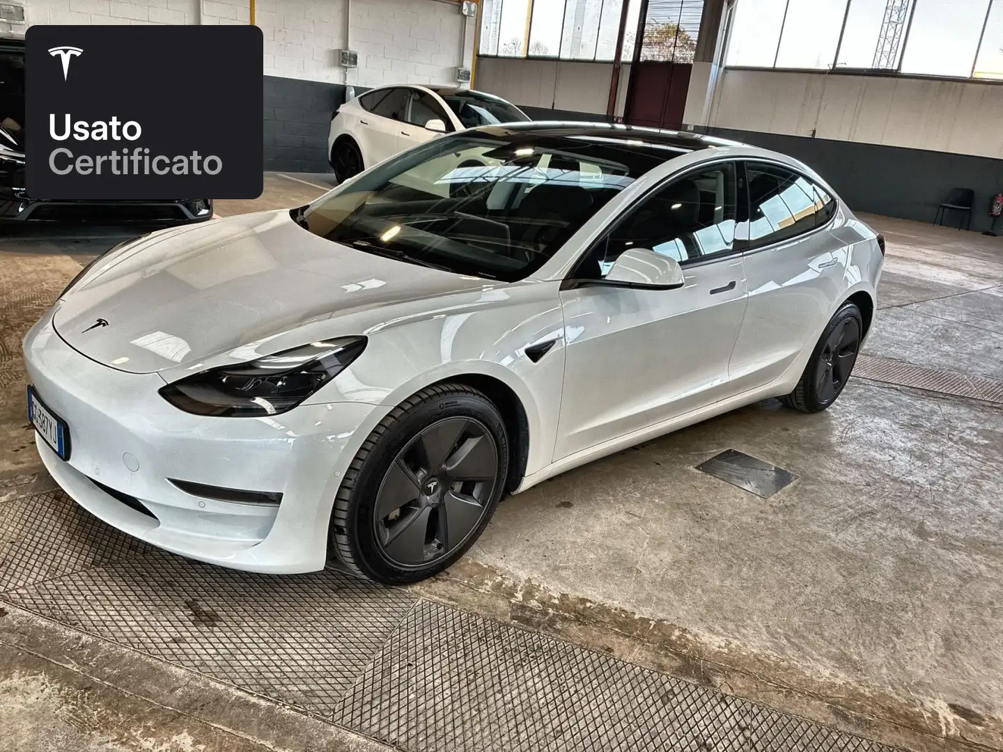 Tesla Model 3 Long Range AWD Bianco - 2