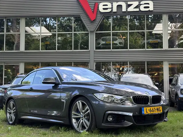 BMW 435 4-serie Cabrio 435i High Executive M Pakket HUD