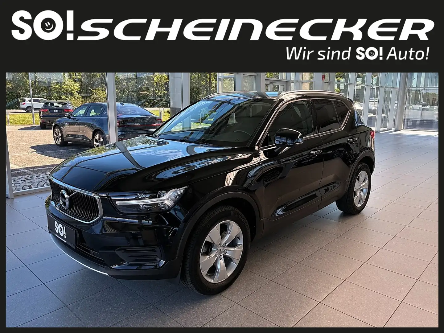 Volvo XC40 T4 Momentum Geartronic Schwarz - 2