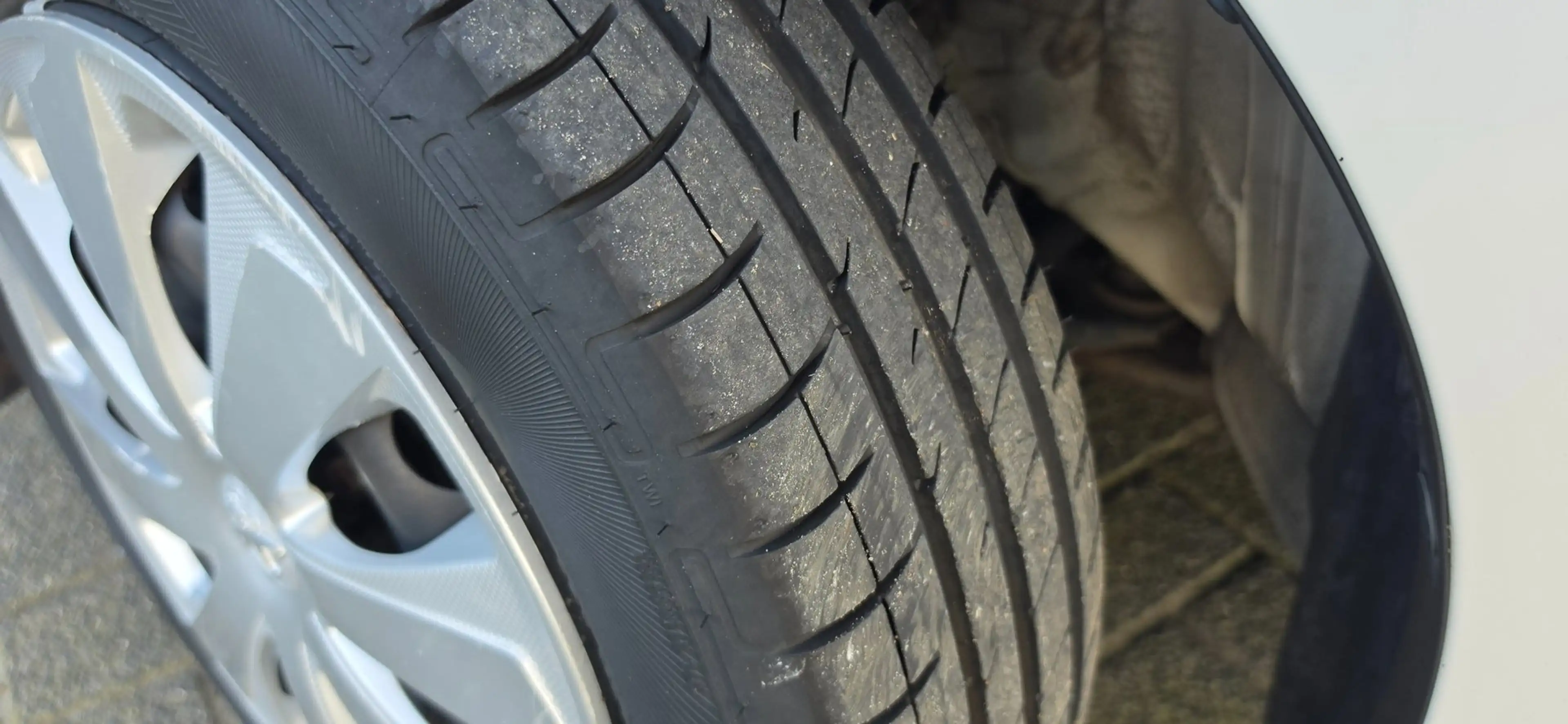 Peugeot 108 1.0 e-VTi Active 5Drs Airco Elec pakket Bleutooth — photo 15