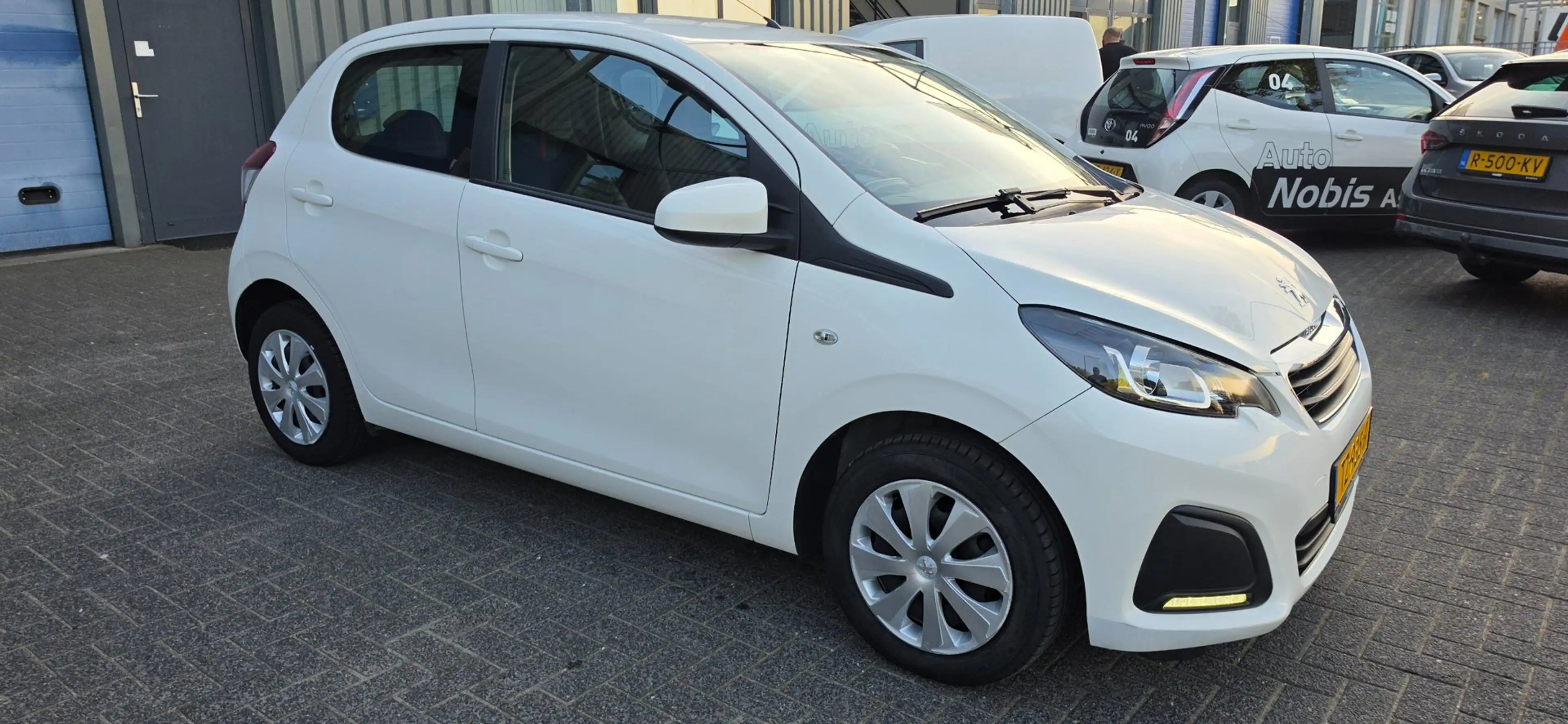 Peugeot 108 1.0 e-VTi Active 5Drs Airco Elec pakket Bleutooth — photo 4