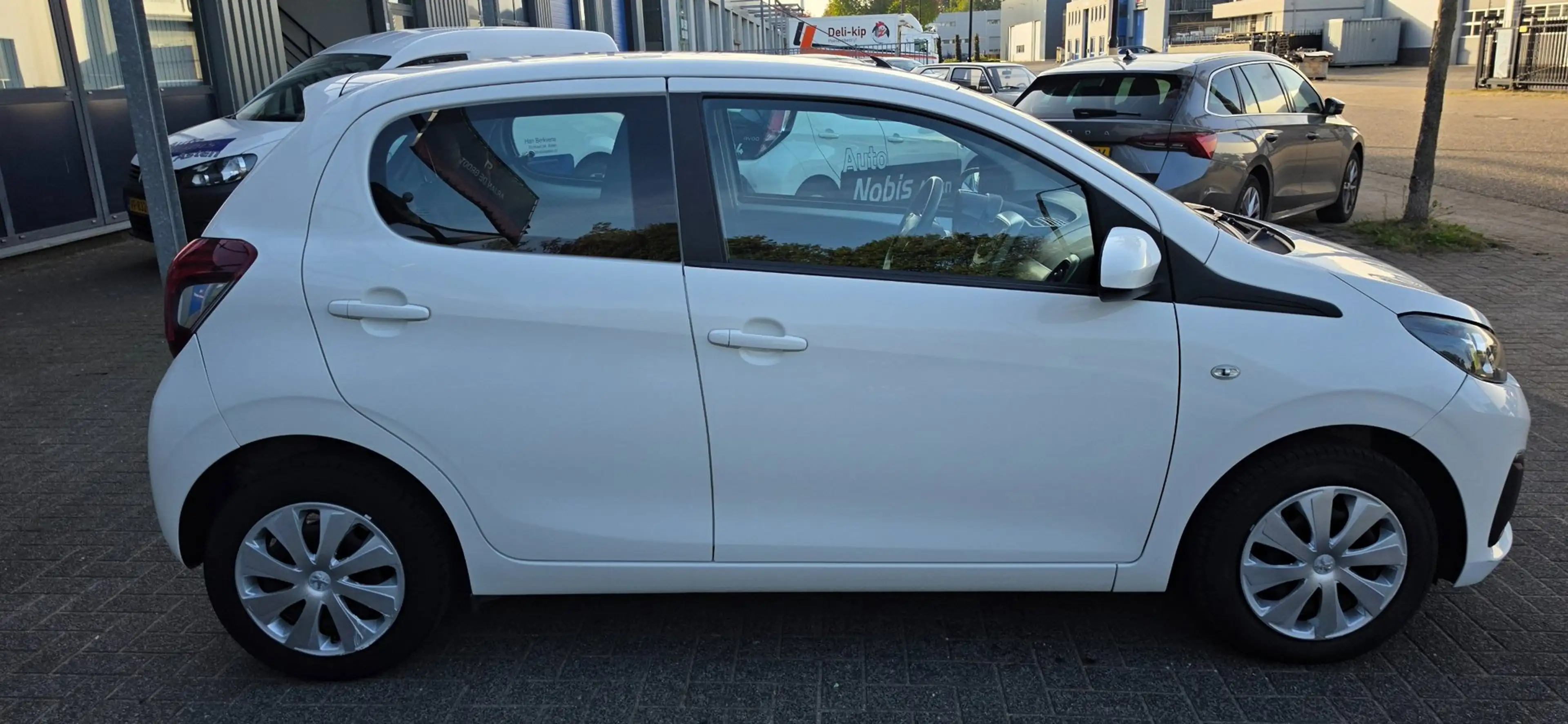 Peugeot 108 1.0 e-VTi Active 5Drs Airco Elec pakket Bleutooth — photo 5