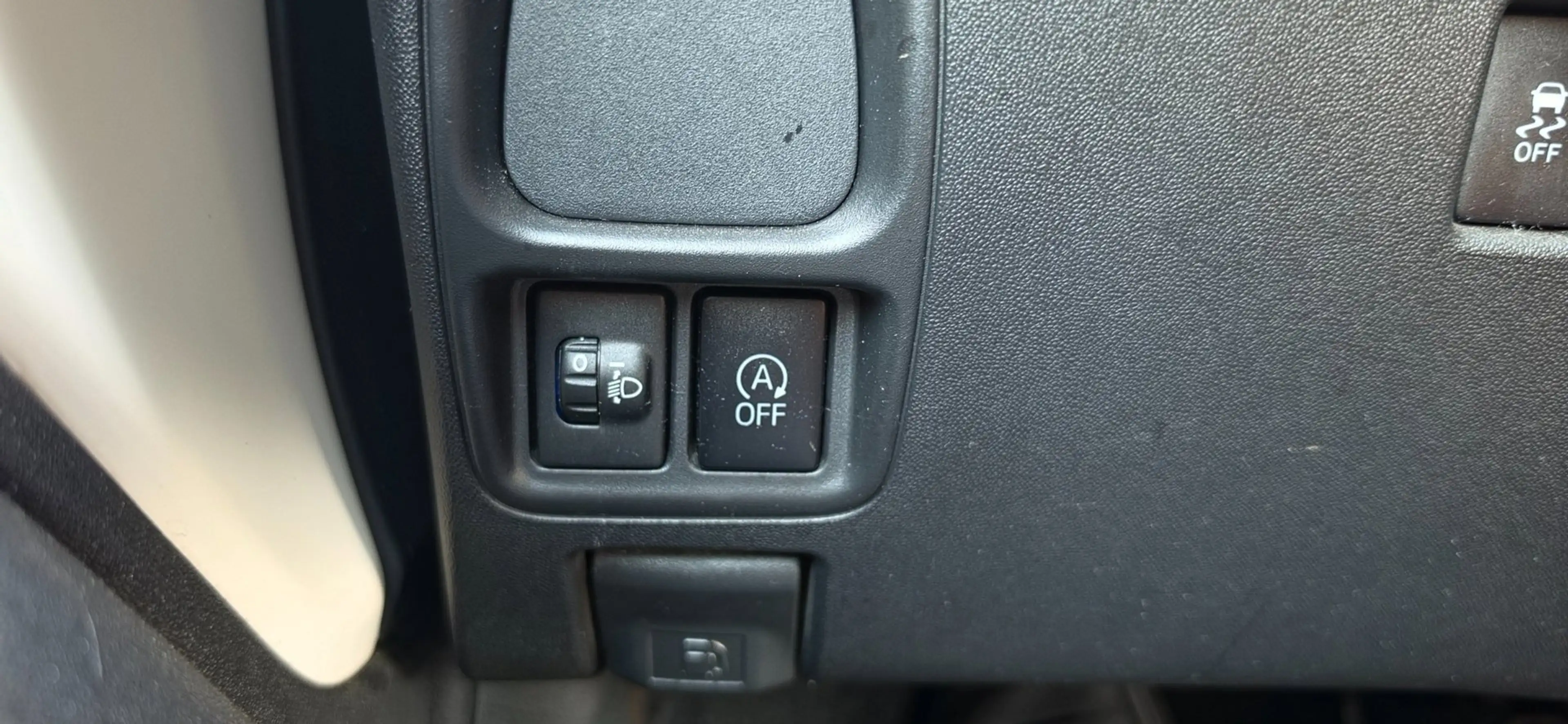 Peugeot 108 1.0 e-VTi Active 5Drs Airco Elec pakket Bleutooth — photo 18