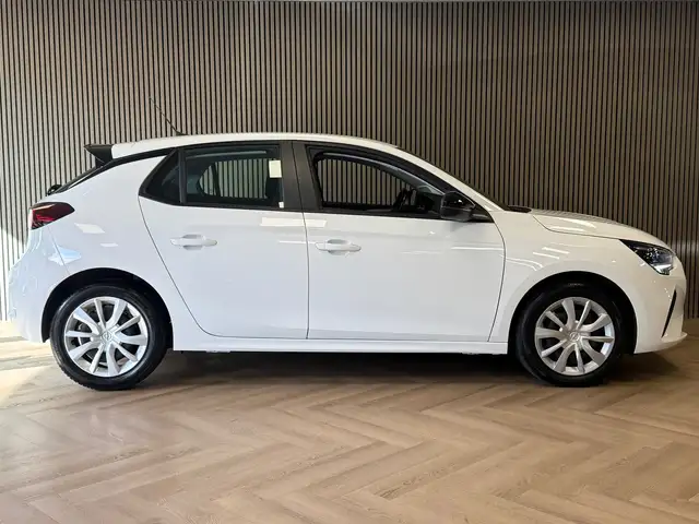 Opel Corsa view 9