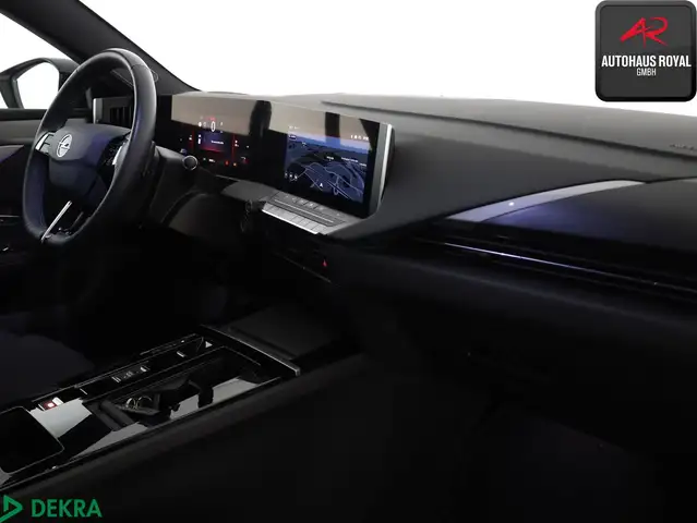 Opel Astra view 10