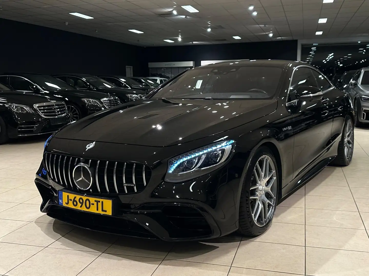 Mercedes-Benz S 63 AMG Coupé S63 4MATIC+|MAGIC-SKY|3D-BURMESTER|BOMVOLL Zwart - 2