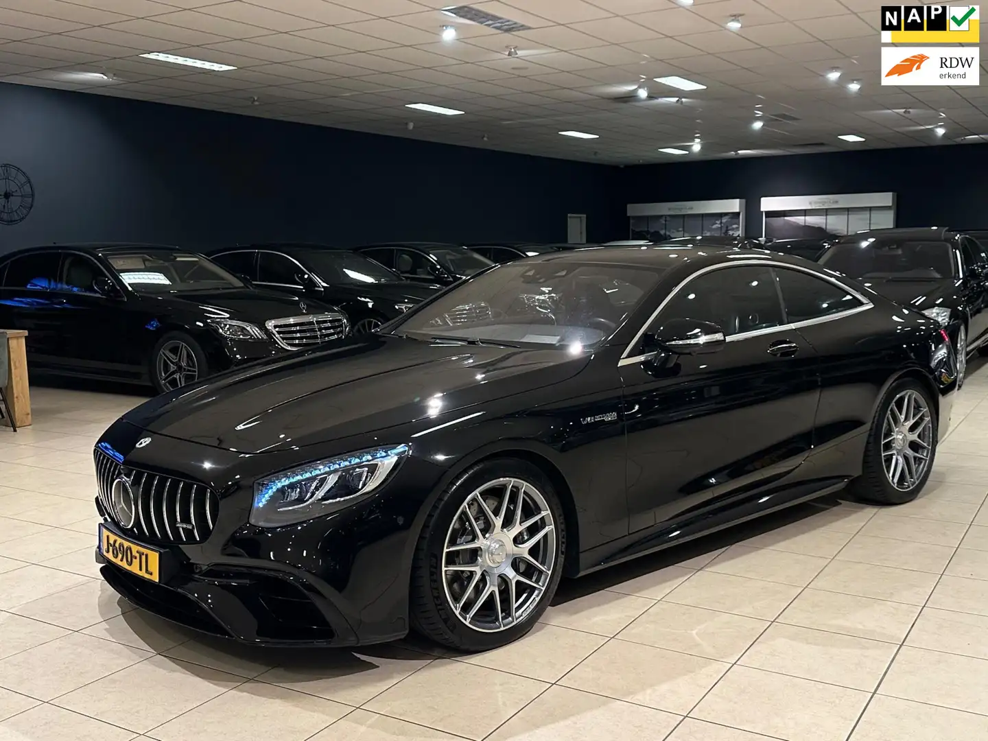 Mercedes-Benz S 63 AMG Coupé S63 4MATIC+|MAGIC-SKY|3D-BURMESTER|BOMVOLL Zwart - 1