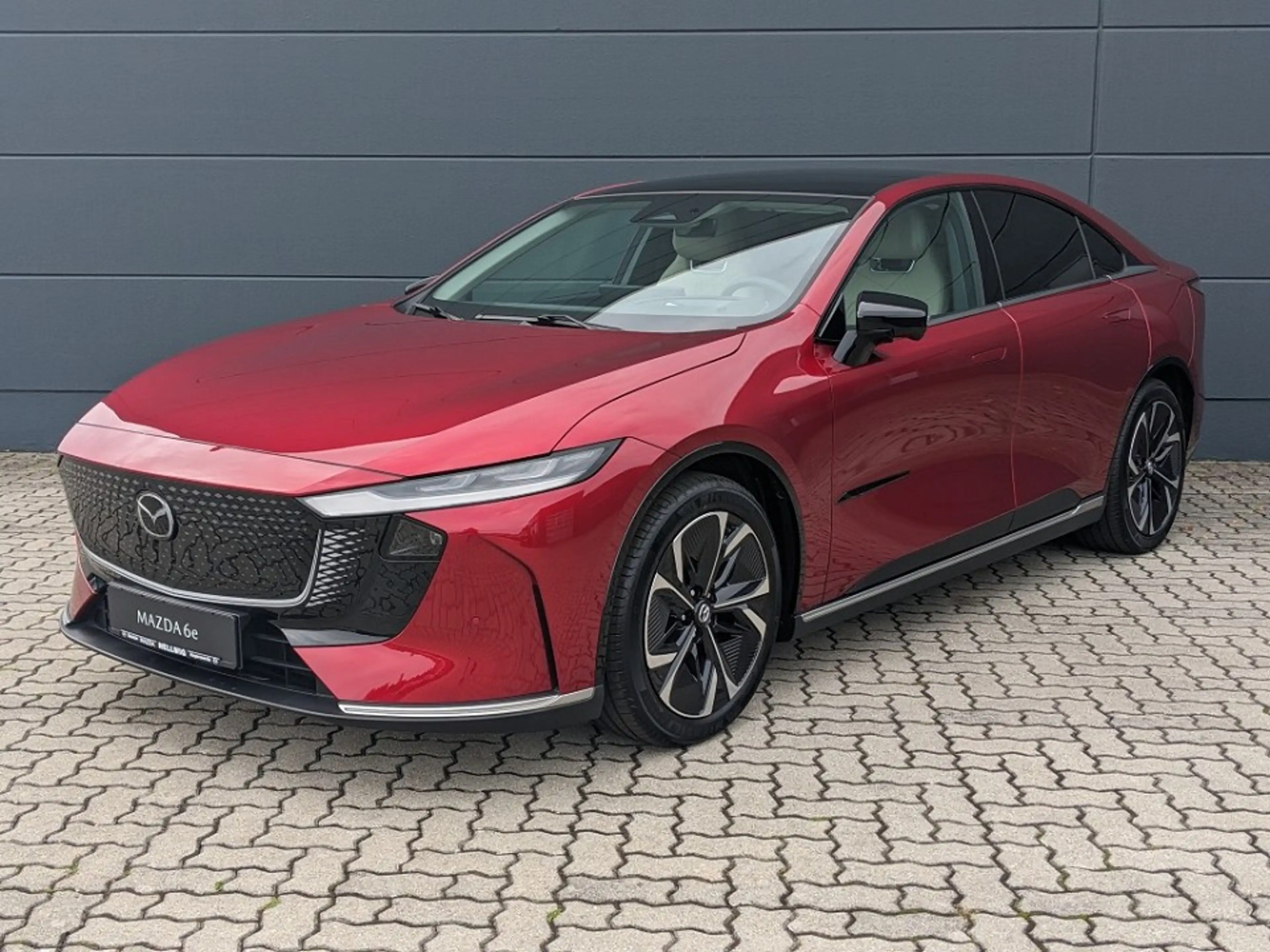 Mazda 6e EV (258PS) Takumi Leder Weiss Panodach NEU — photo 2