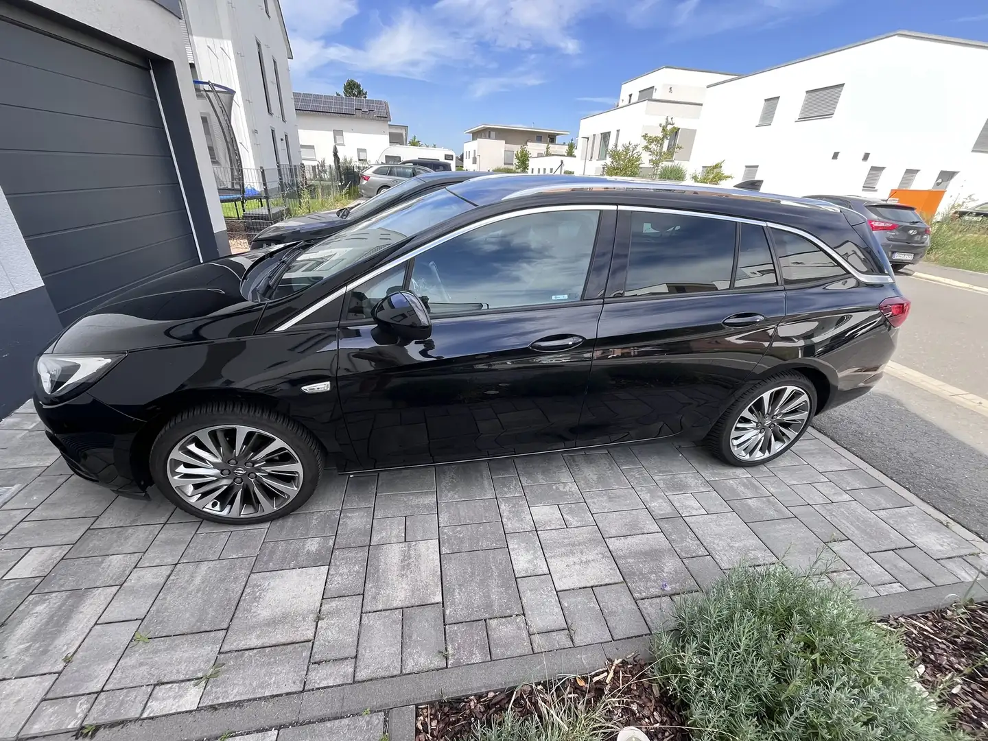 Opel Astra Astra 1.4 Turbo Start/Stop Automatik ST Innovation Schwarz - 2