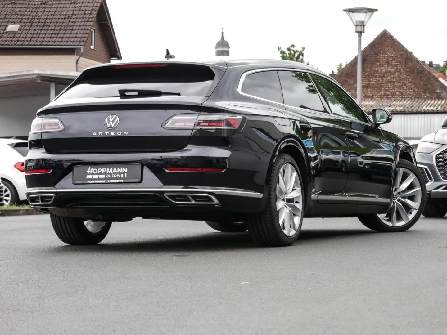 Volkswagen Arteon 2.0 TDI R-Line IQ. LED DCC Schwarz - 2