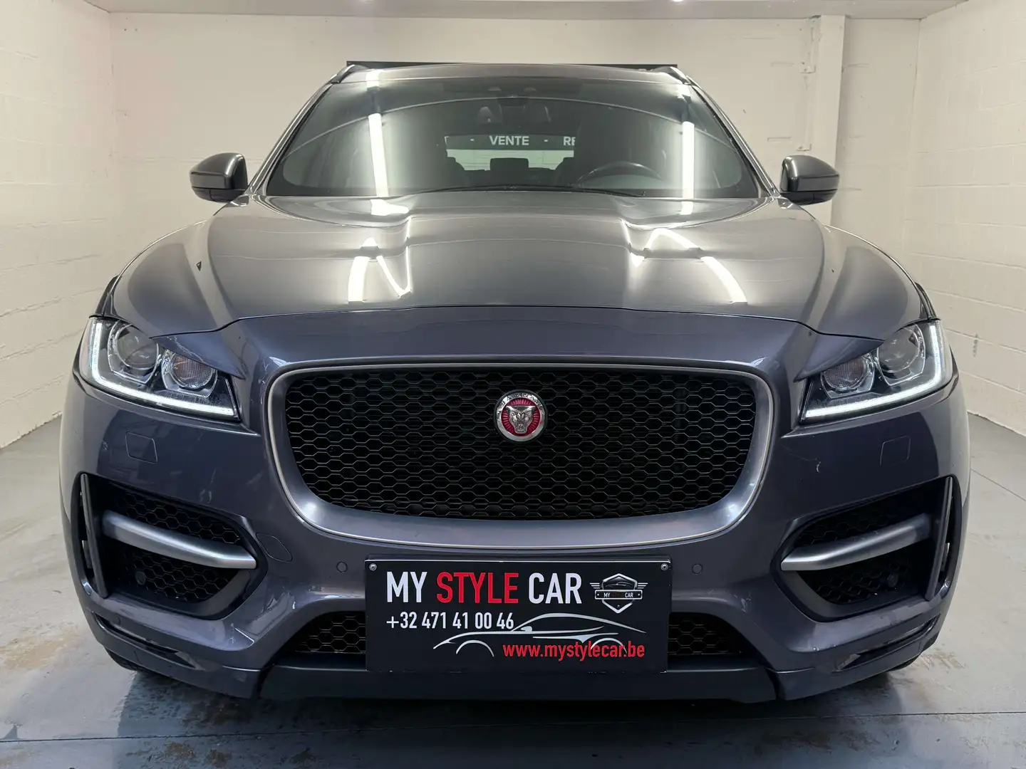 Jaguar F-Pace 2.0 D R-Sport, AUTOMATIQUE, GARANTIE 1AN Gris - 2