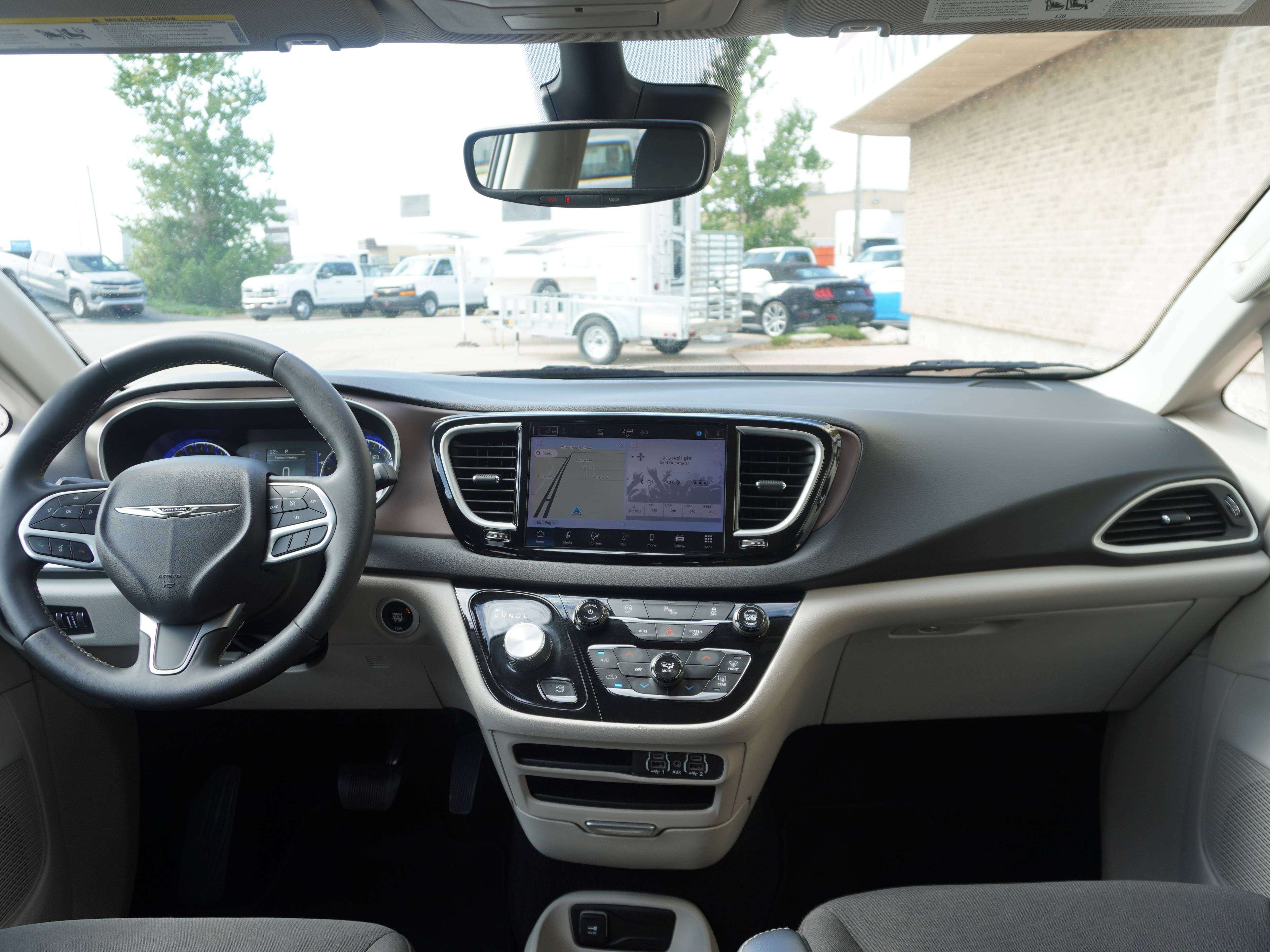 2024 Chrysler Grand Caravan